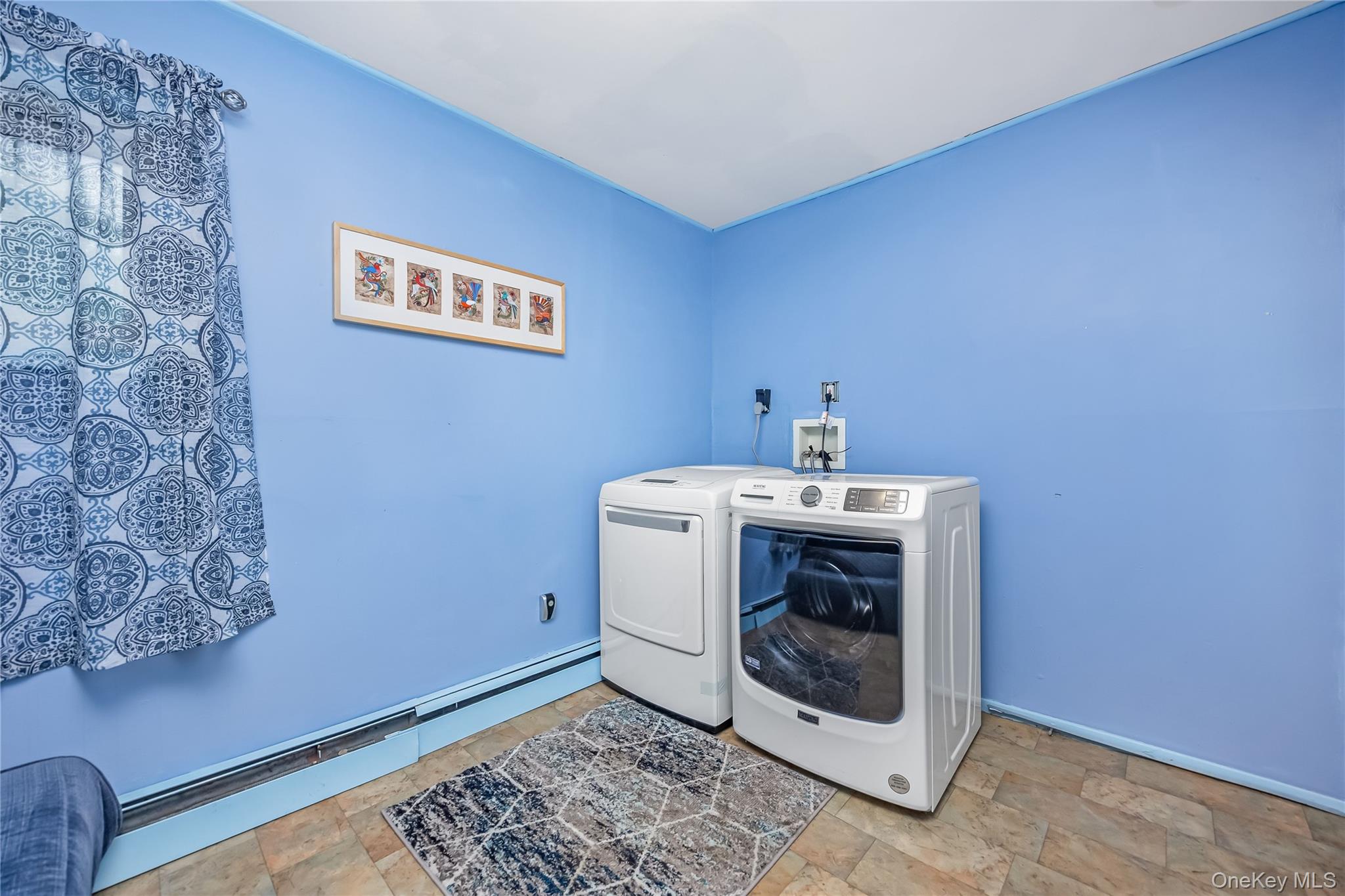 2 Glow Lane Property Photo 23
