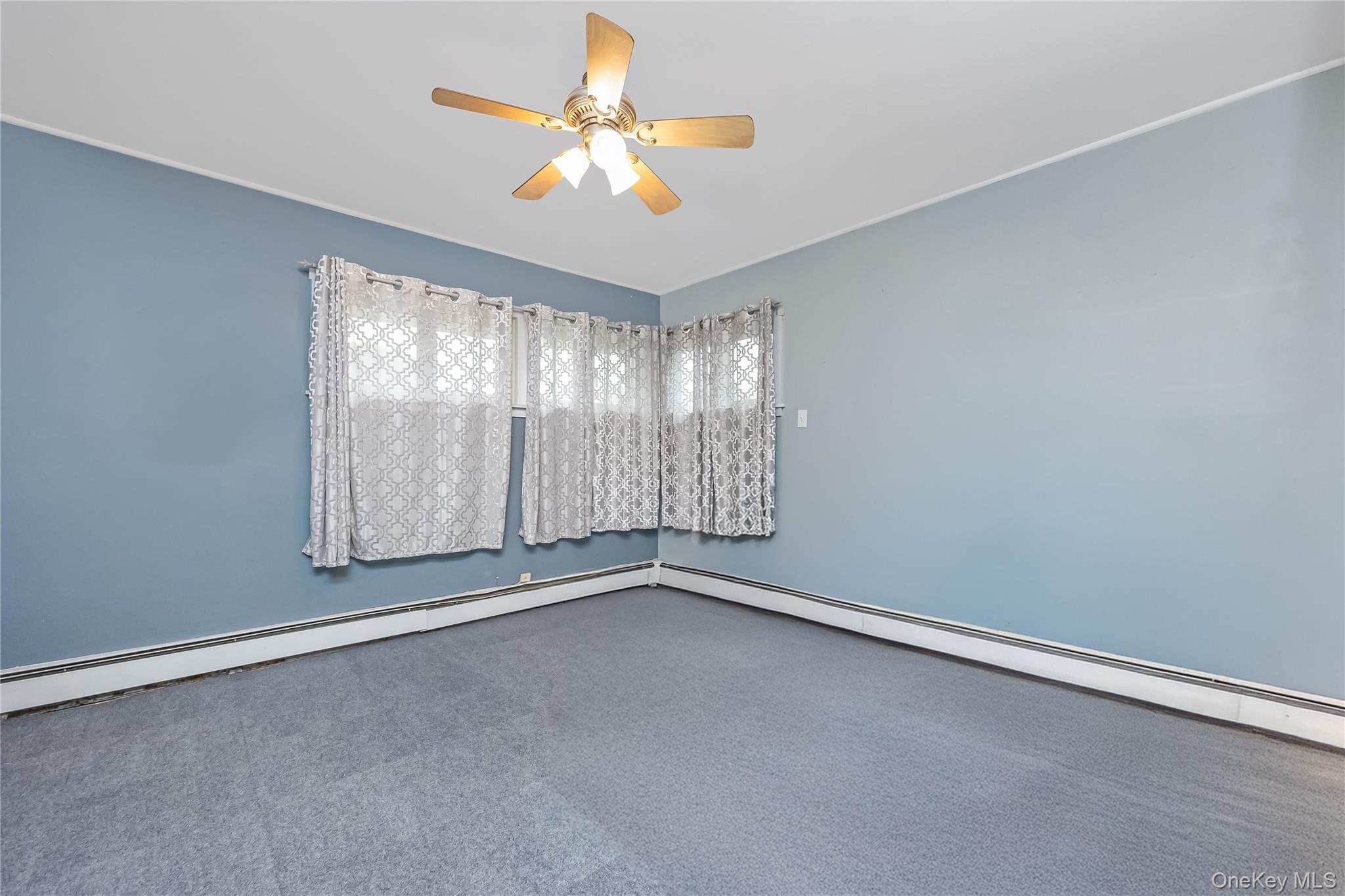 2 Glow Lane Property Photo 25