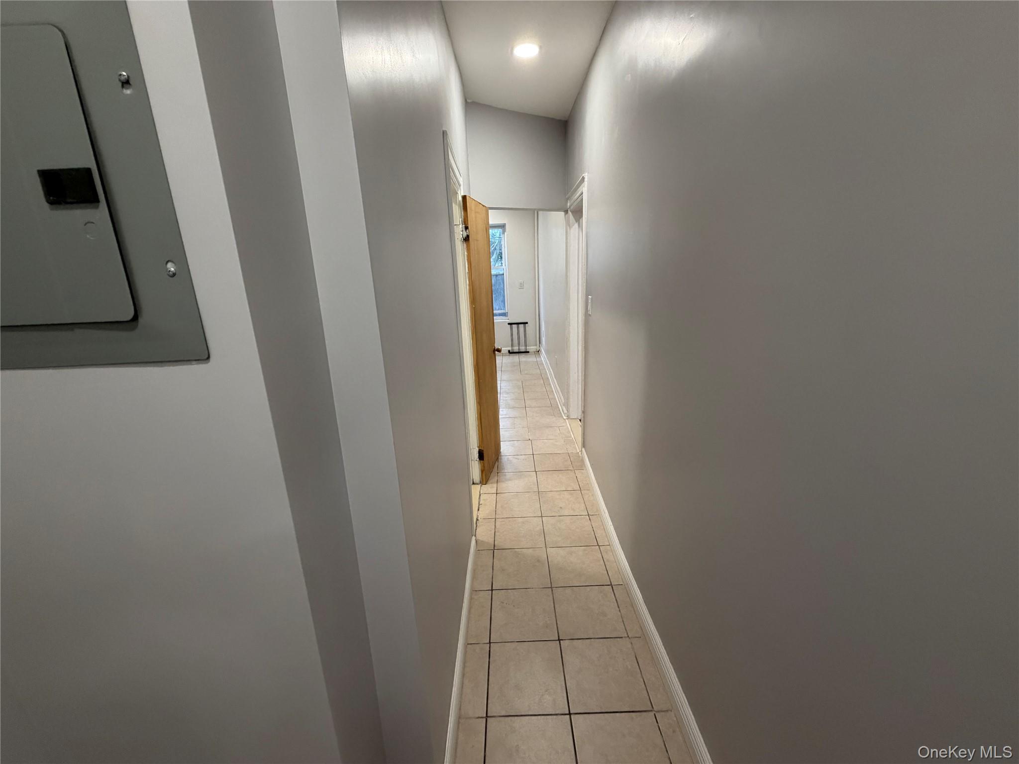 655 Sheffield Avenue Property Photo 7
