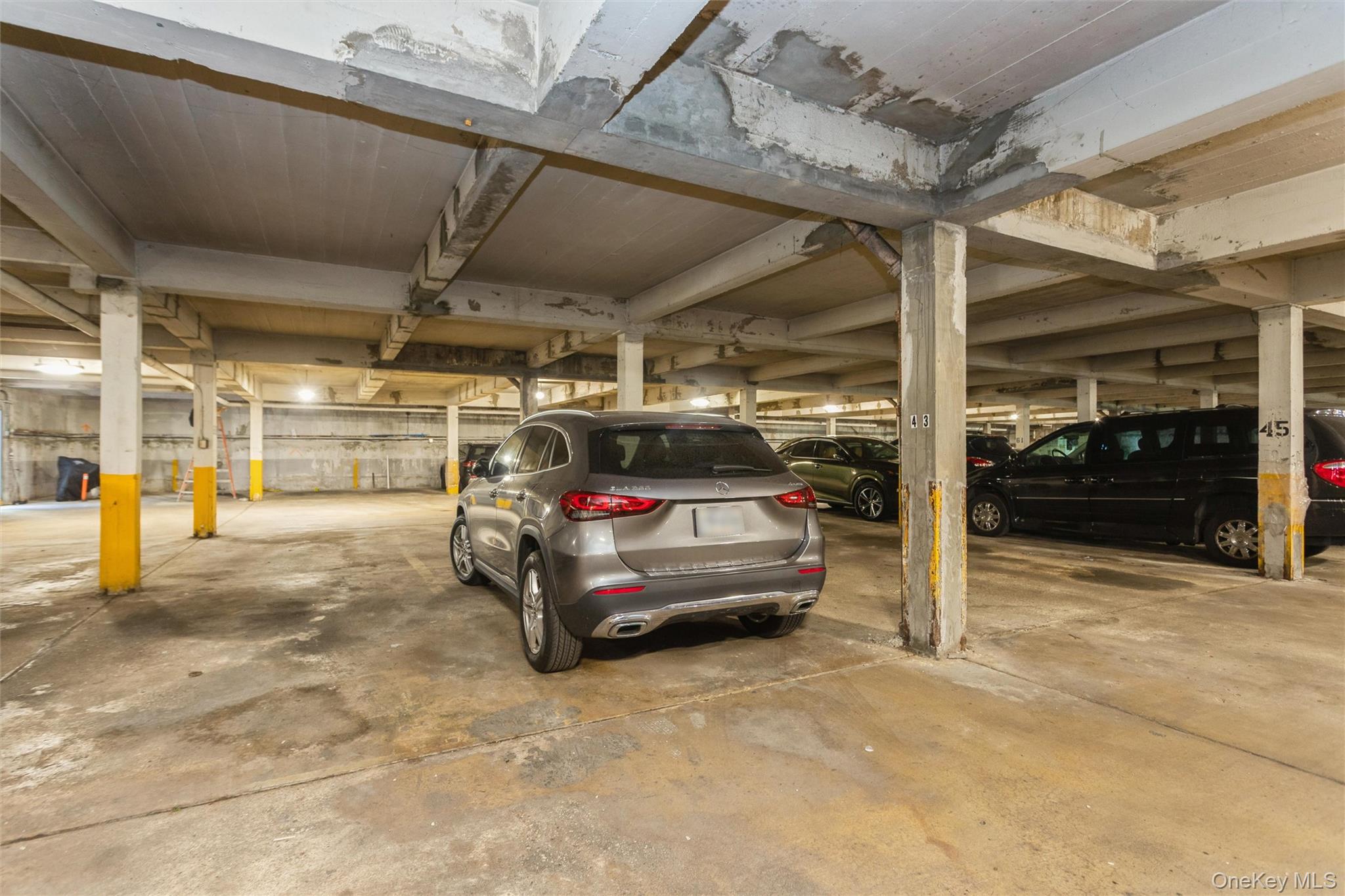 325 King Street 3i Property Photo 25