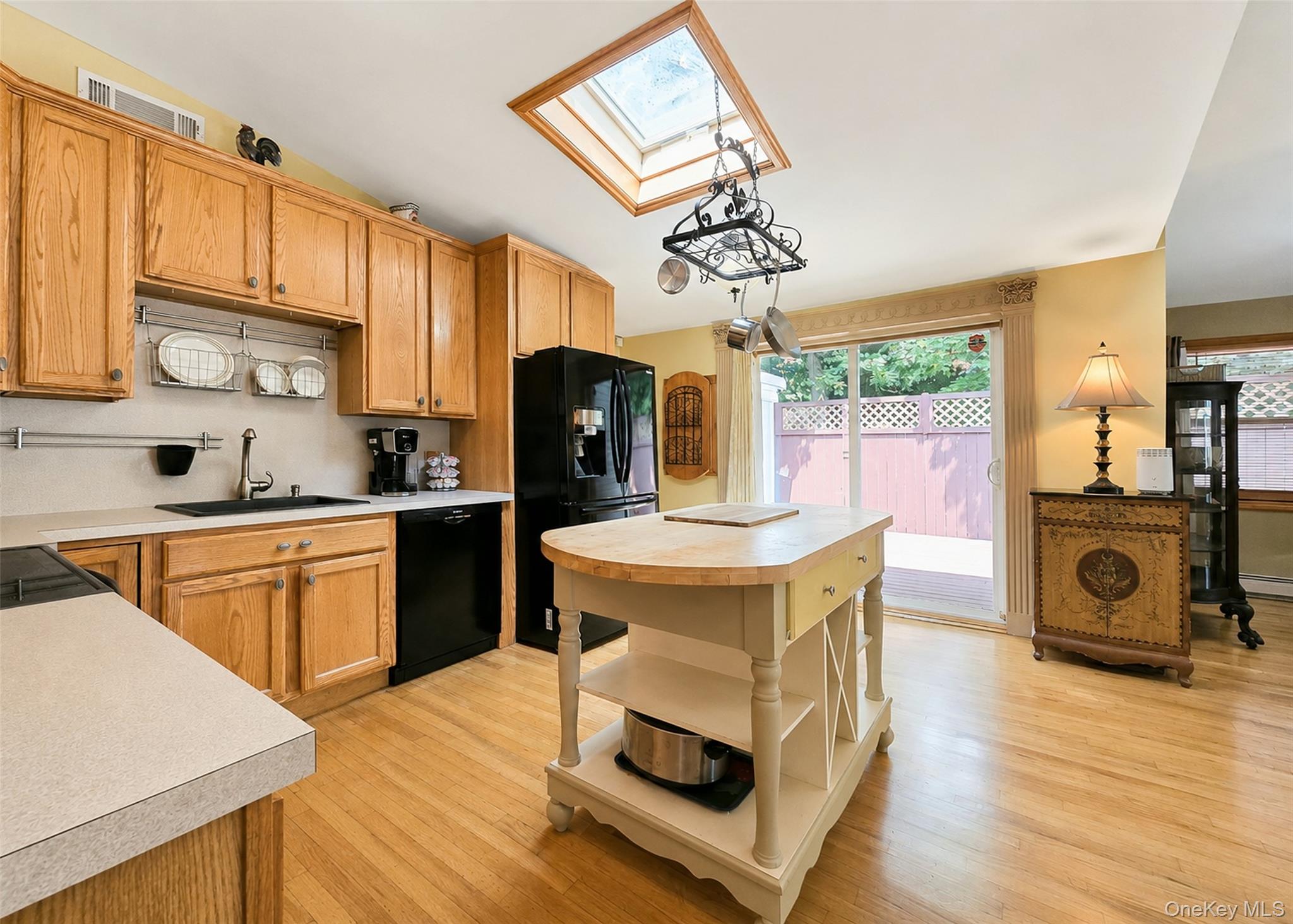 241 Terry Boulevard Property Photo 7