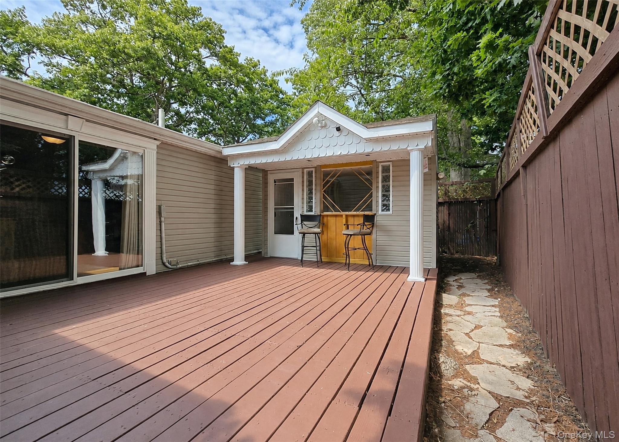 241 Terry Boulevard Property Photo 22