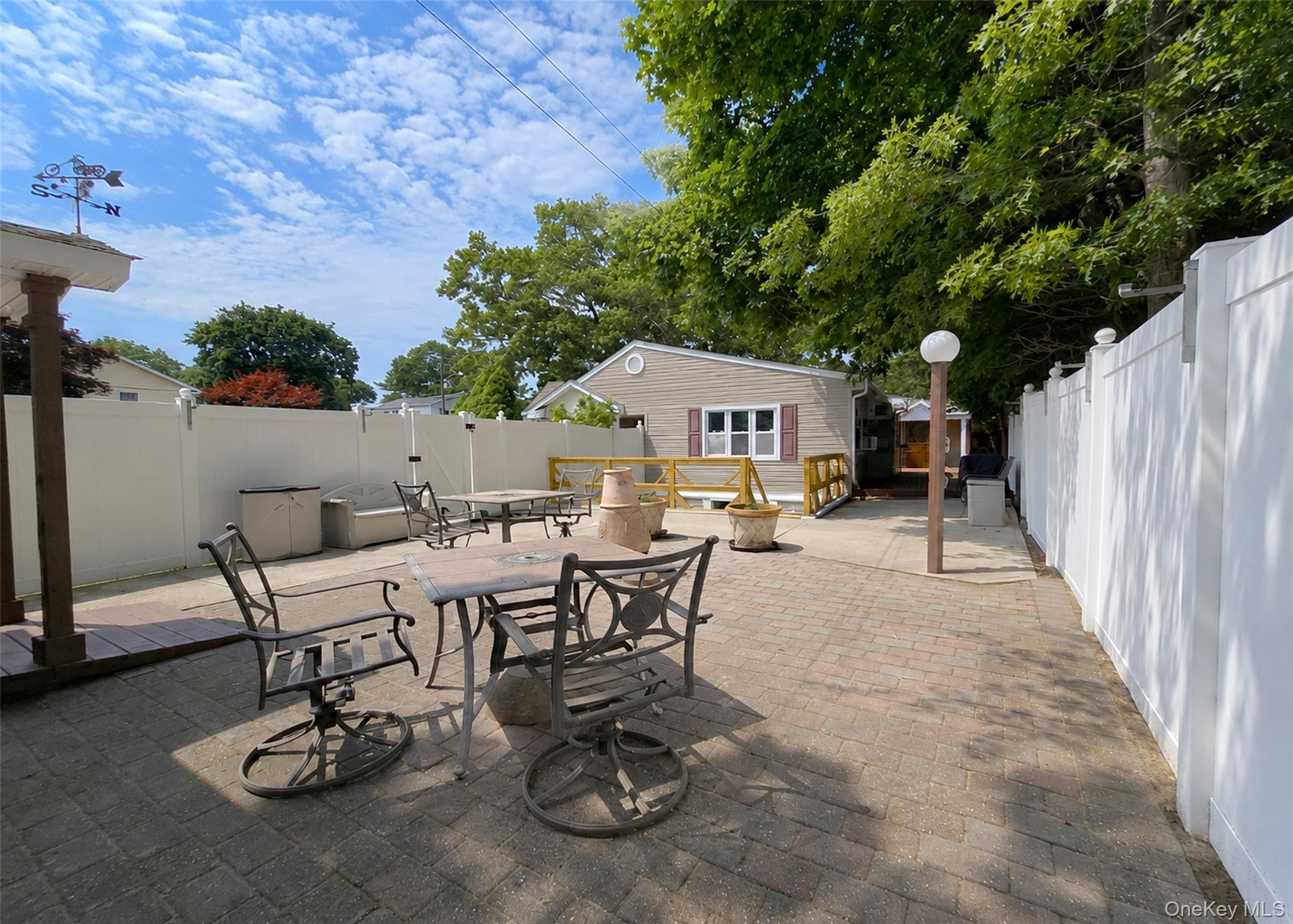 241 Terry Boulevard Property Photo 23