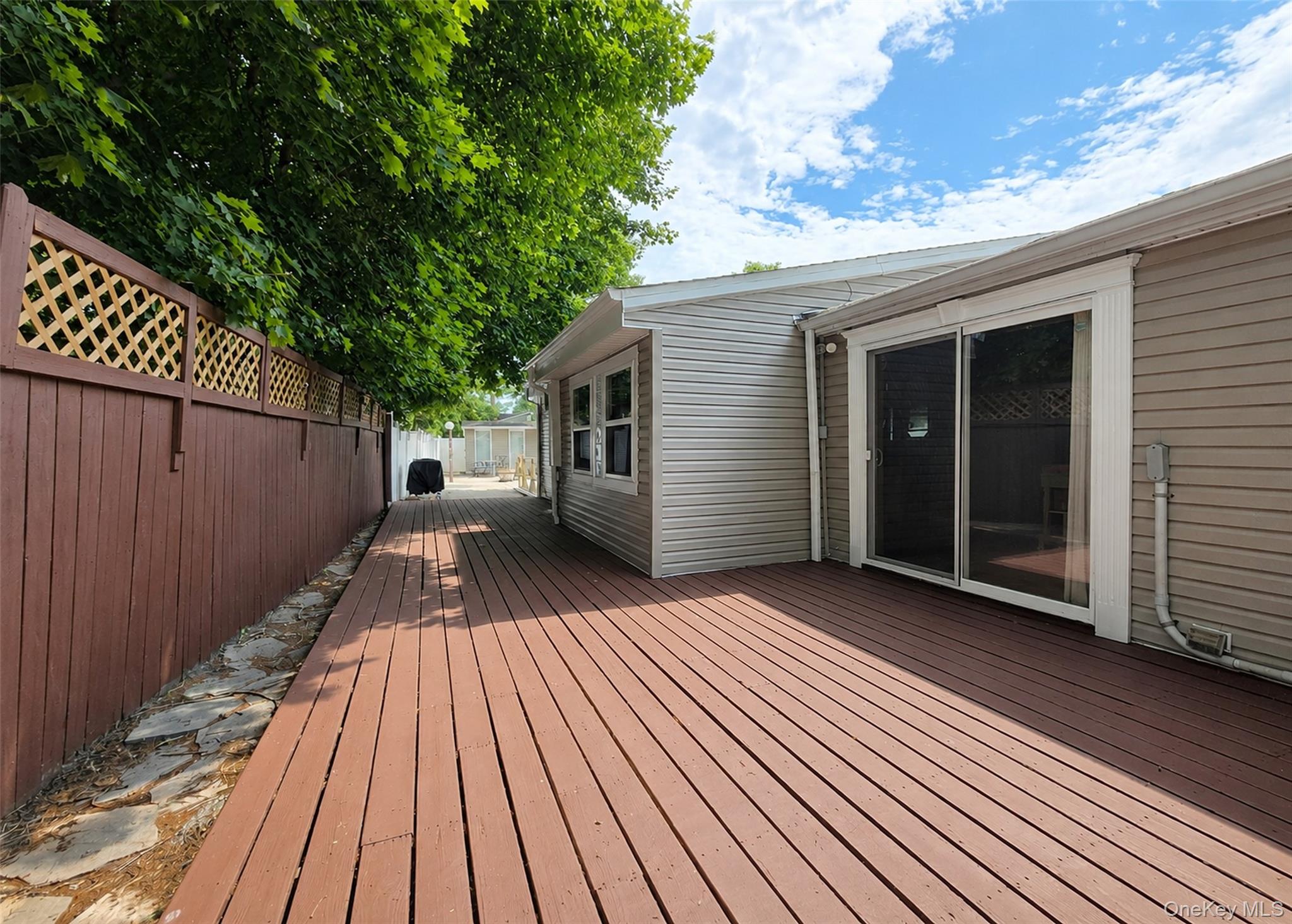 241 Terry Boulevard Property Photo 27