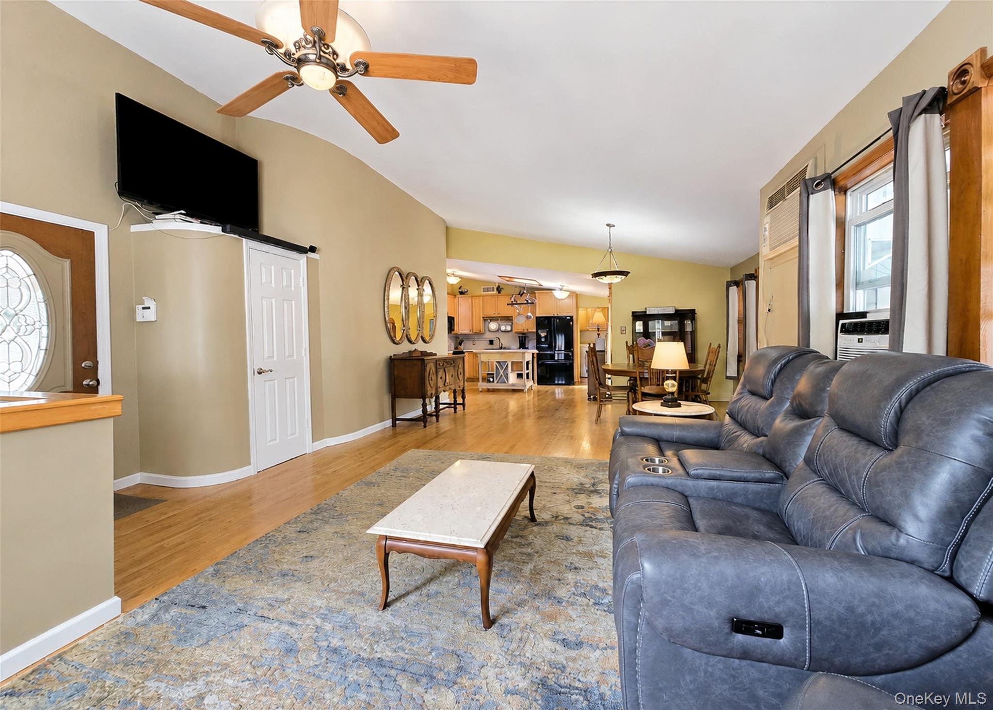241 Terry Boulevard Property Photo 28