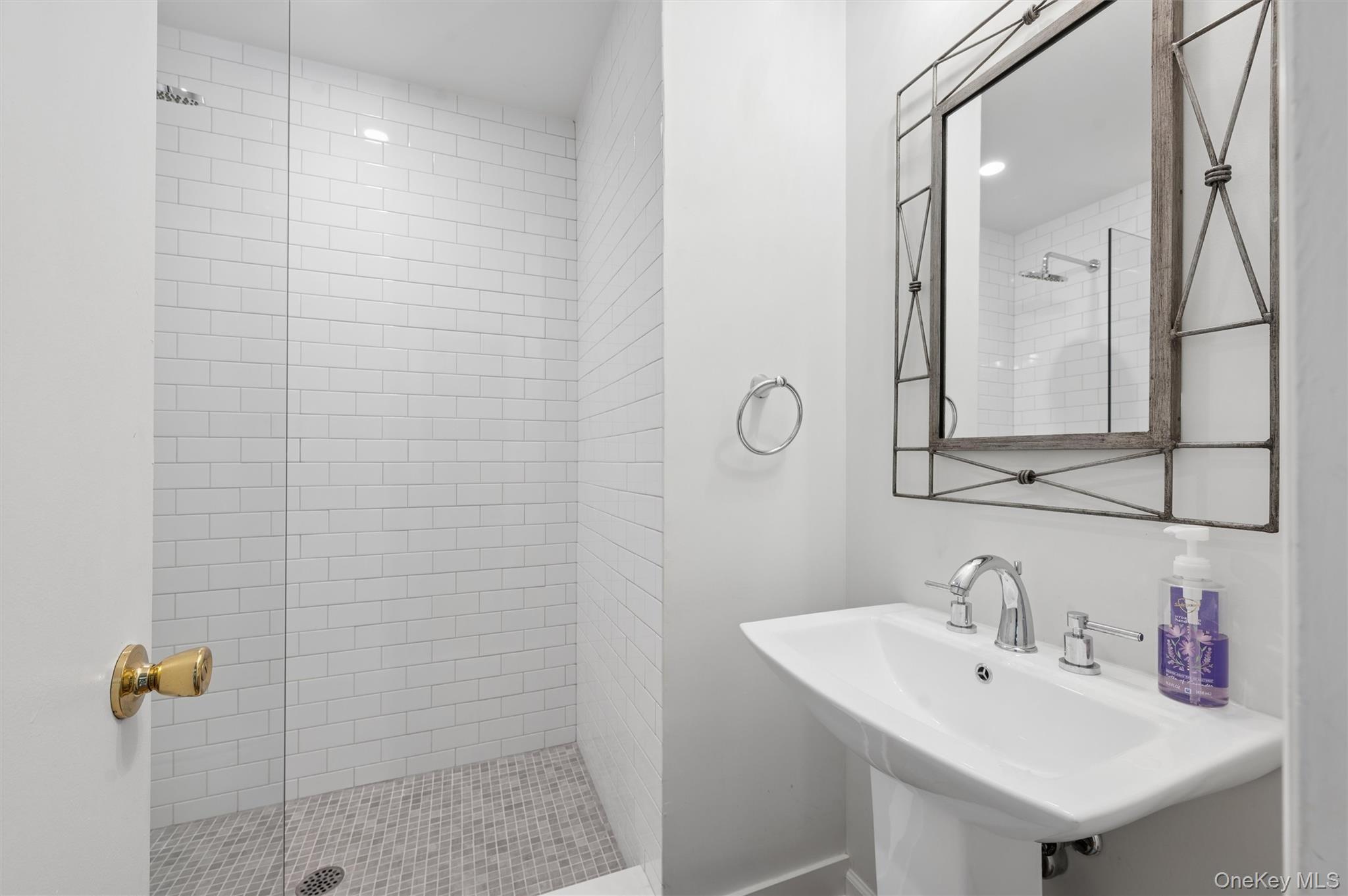 13 Buttercup Lane Property Photo 23