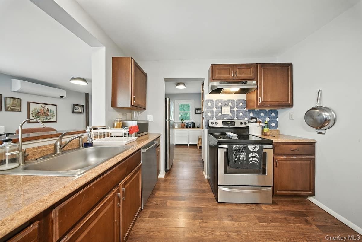 81 Devils Road Property Photo 6