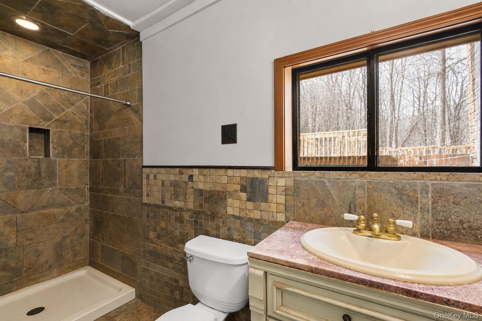 212 Old Dutch Hollow Road Property Photo 21