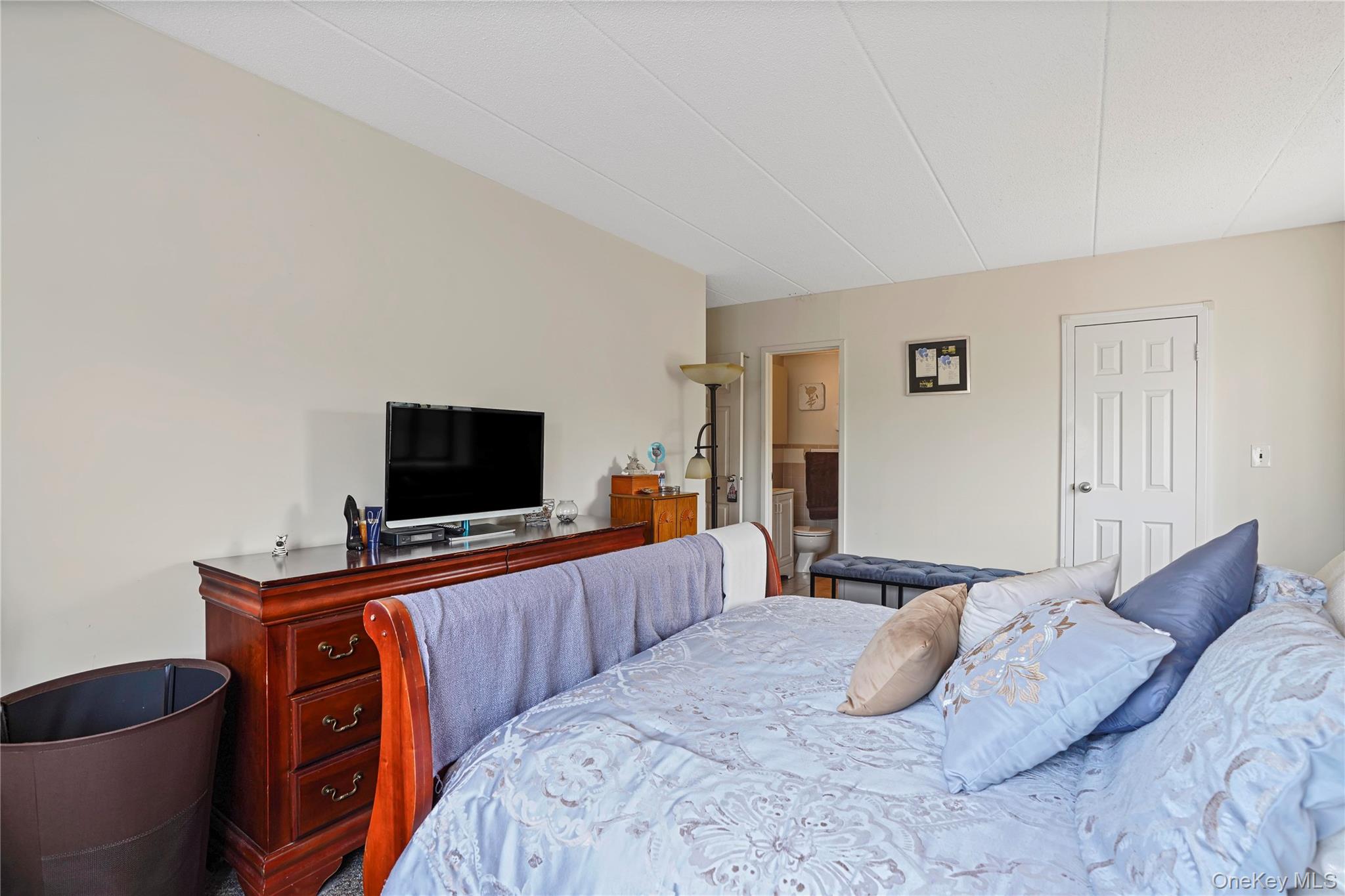 71-49 Metropolitan Avenue 2-f Property Photo 7