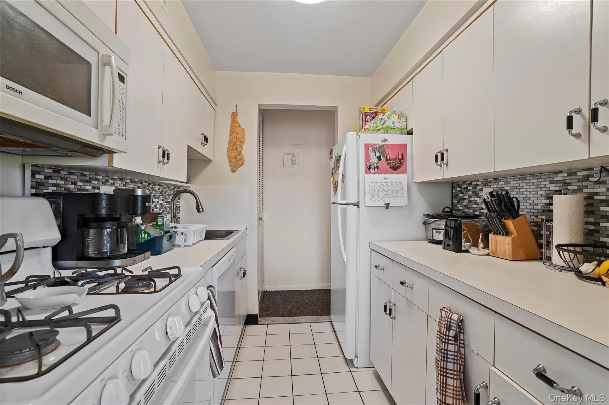 71-49 Metropolitan Avenue 2-f Property Photo 12