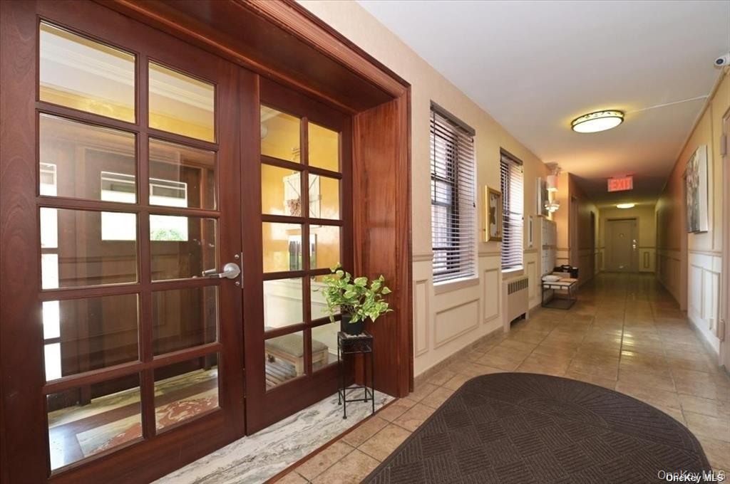 1 Maple Drive 2-j Property Photo 2