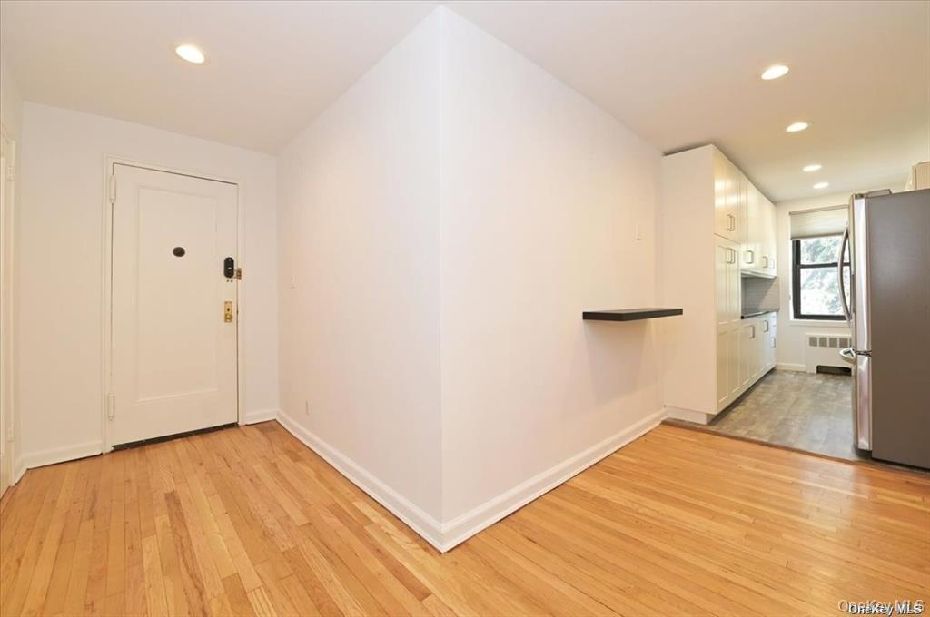 1 Maple Drive 2-j Property Photo 7