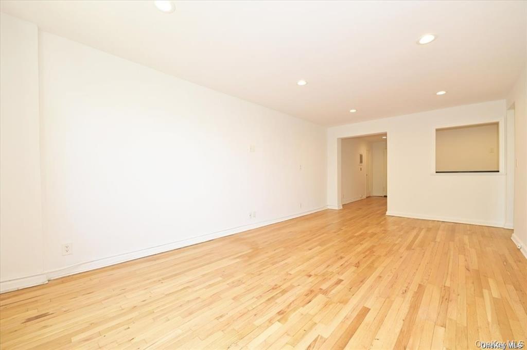 1 Maple Drive 2-j Property Photo 11