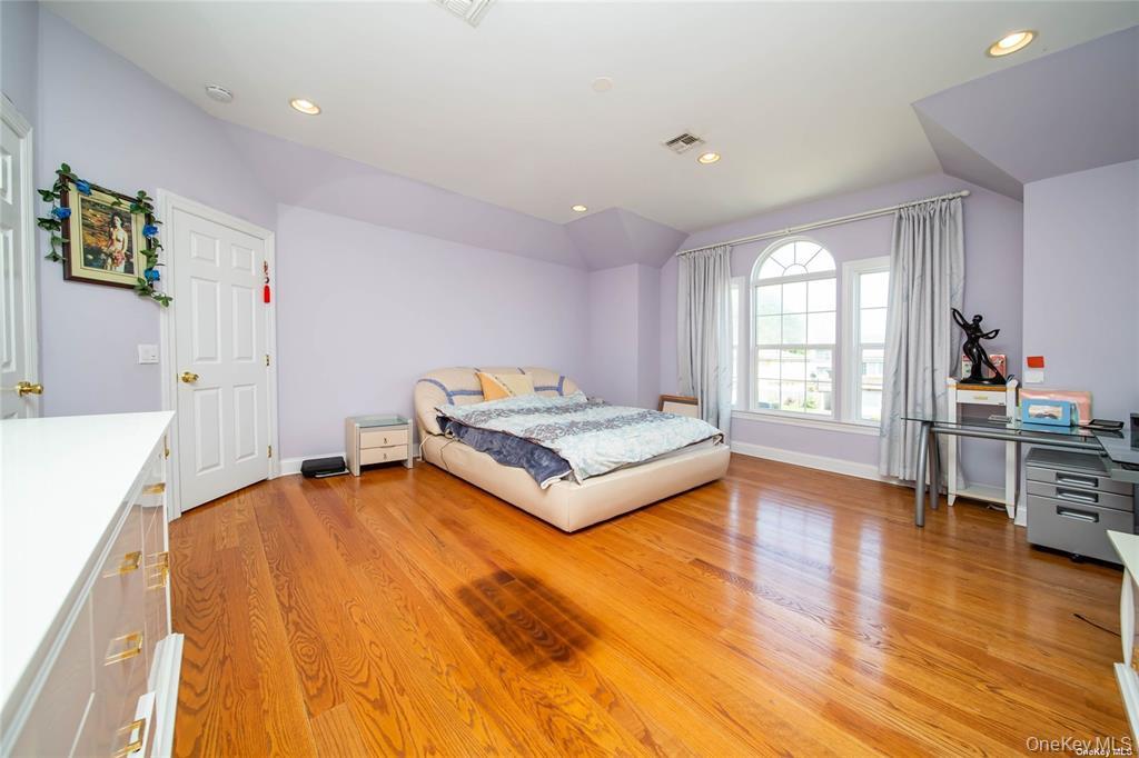 66 Maple Street A Property Photo 15