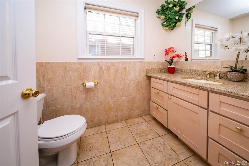 66 Maple Street A Property Photo 18
