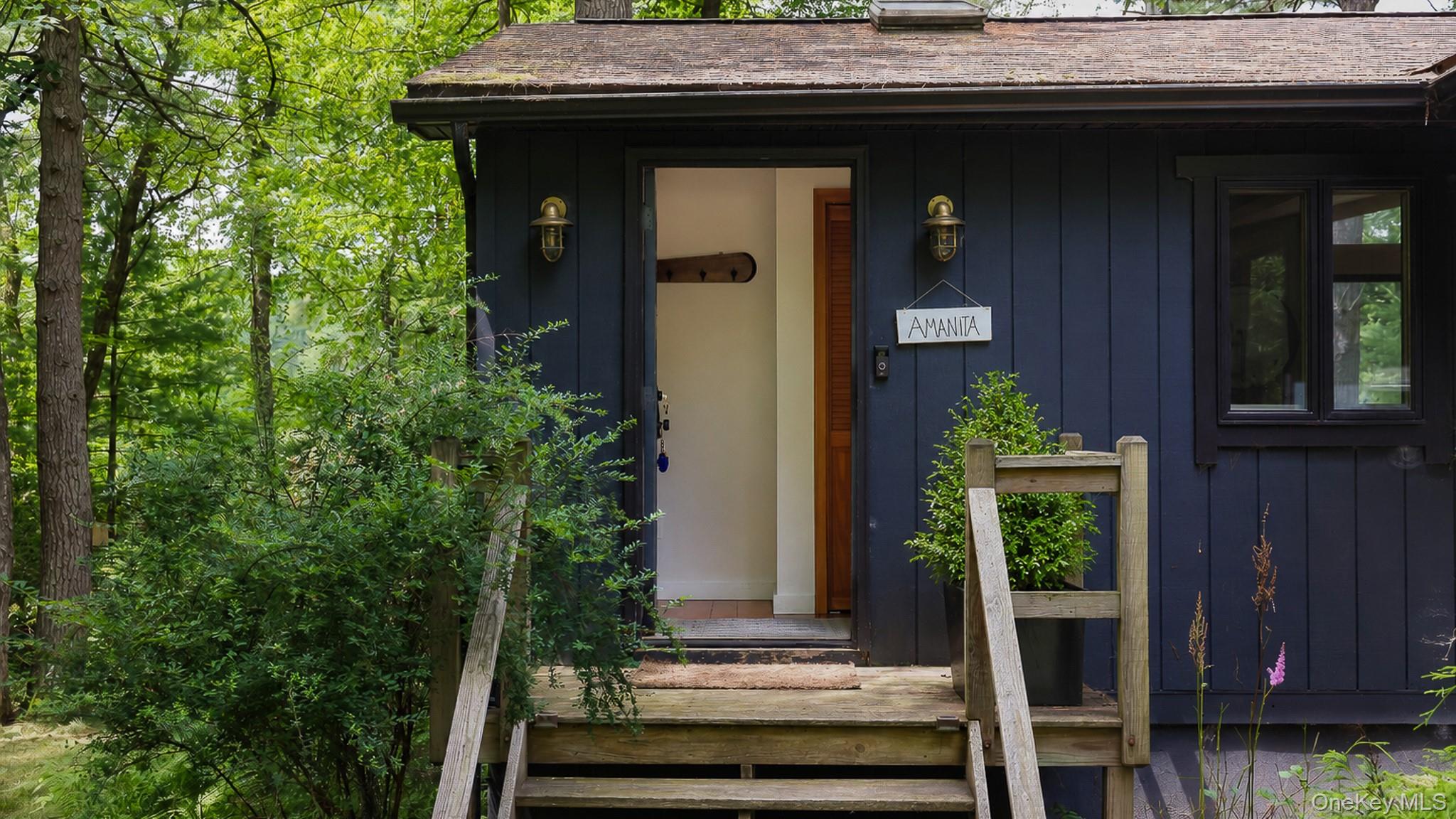 1289 Plank Road Property Photo 3