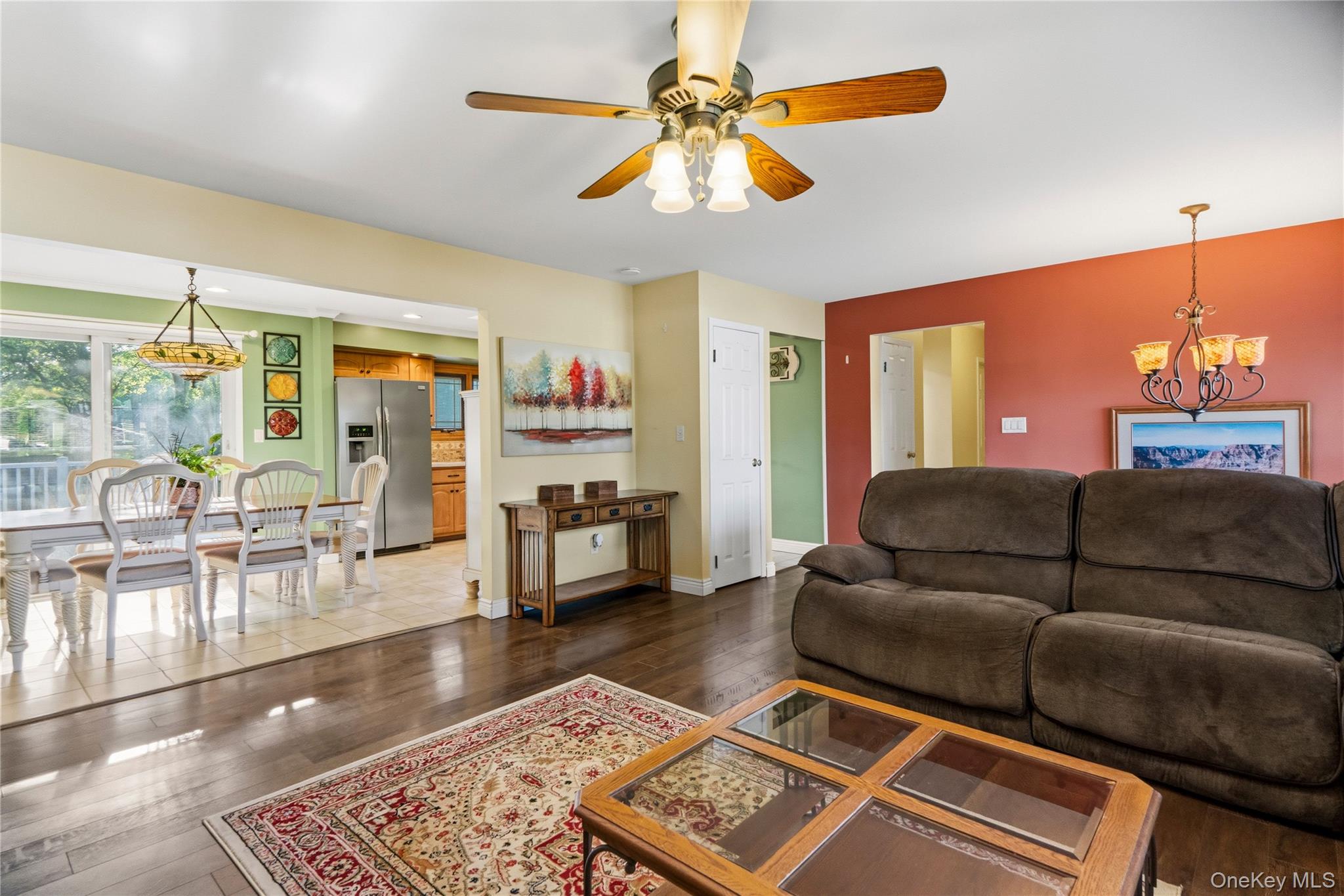 1296 Oak Avenue Property Photo 7