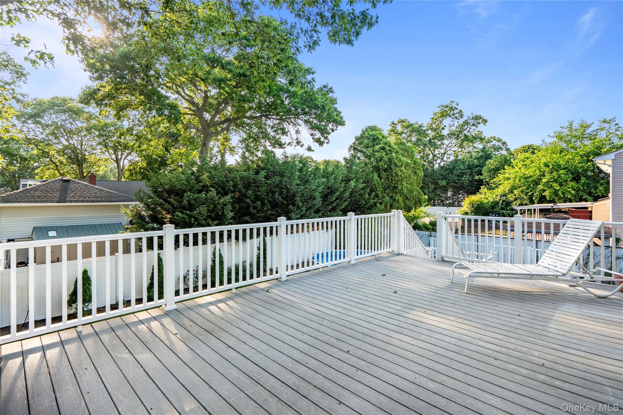 1296 Oak Avenue Property Photo 13