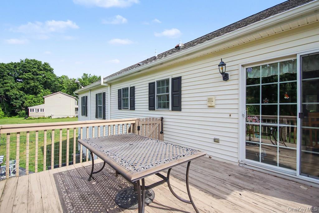 71 Dellwood Court Property Photo 3