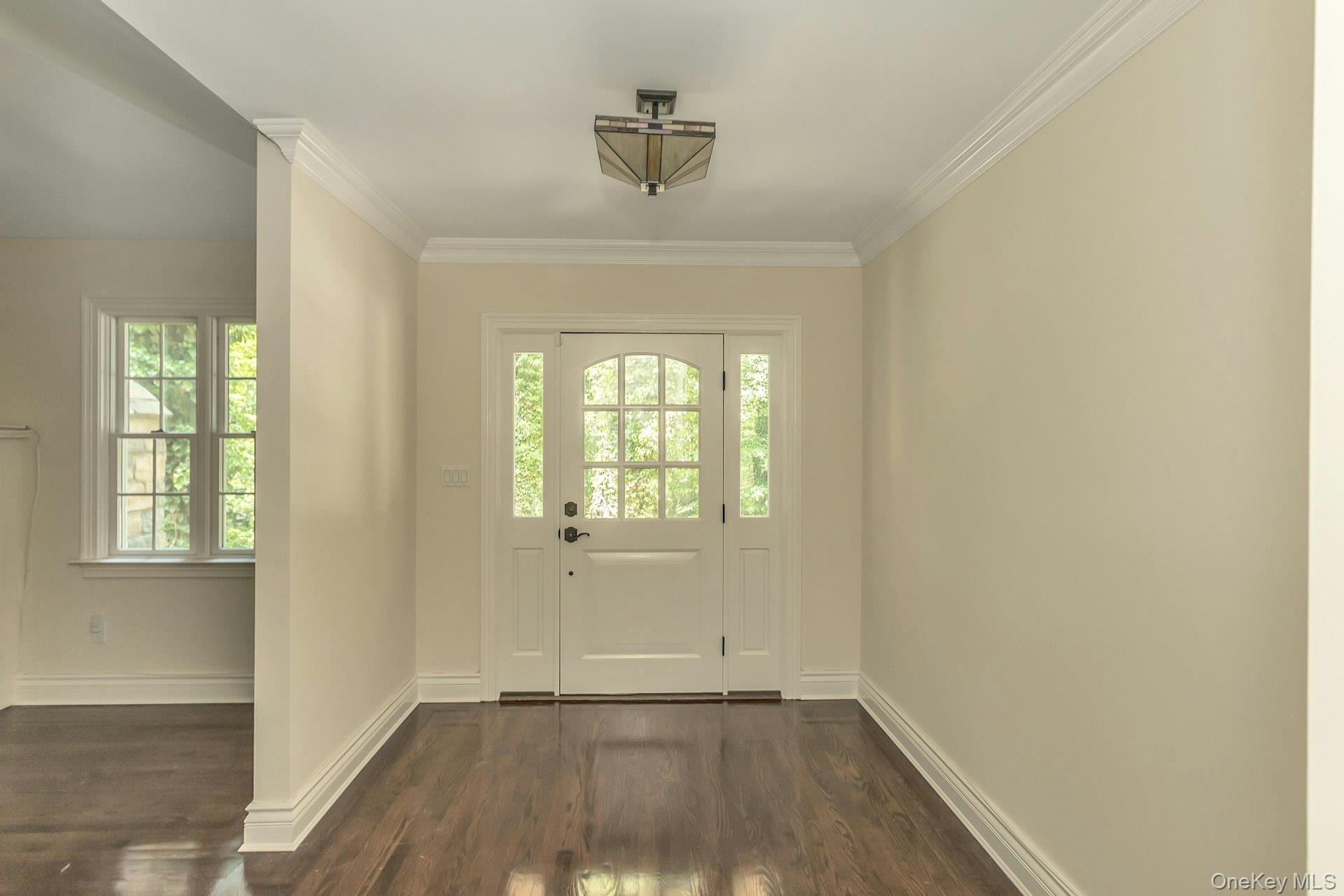 10 Laurel Cove Road Property Photo 3