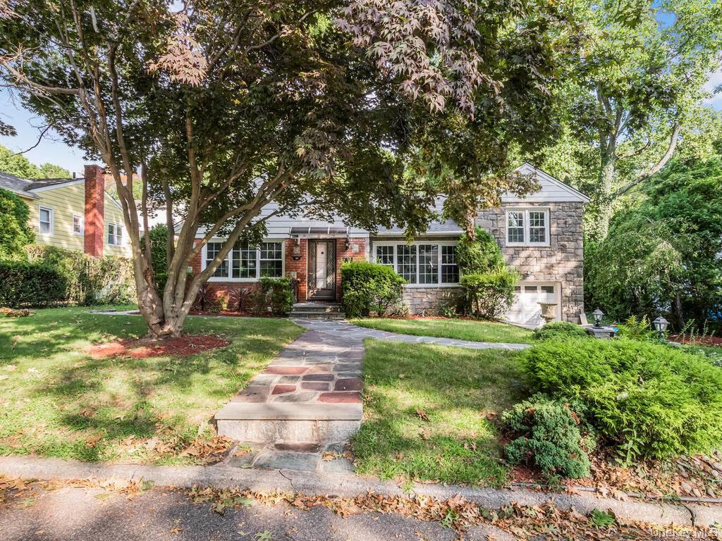 90 Patton Drive Property Photo 1