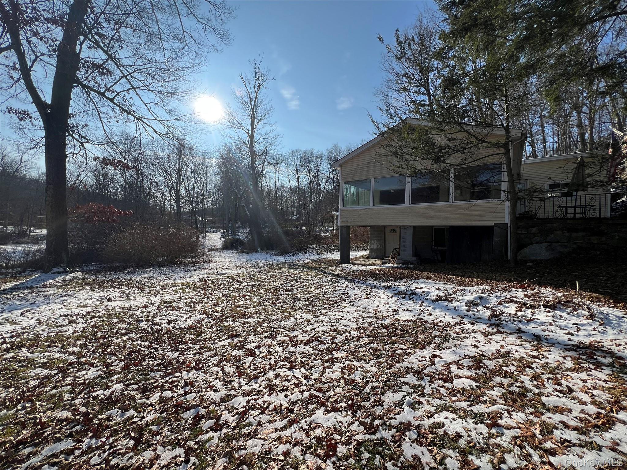 298 Old Albany Post Road Property Photo 7