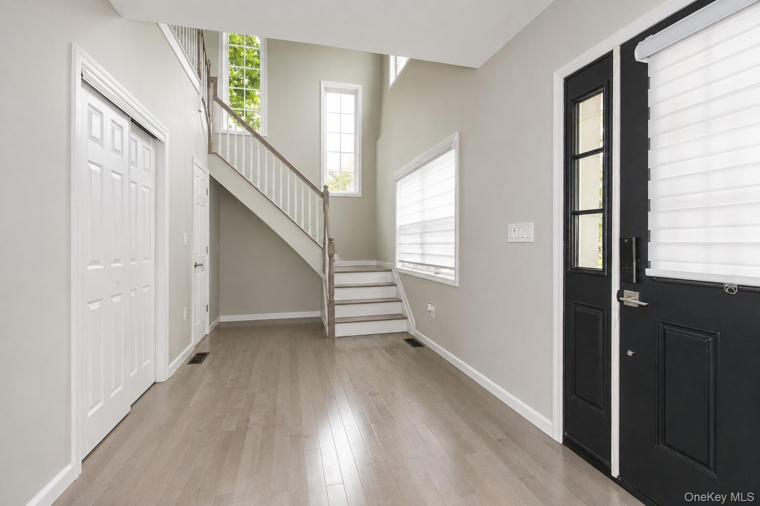 8015 Little Neck Parkway Property Photo 27