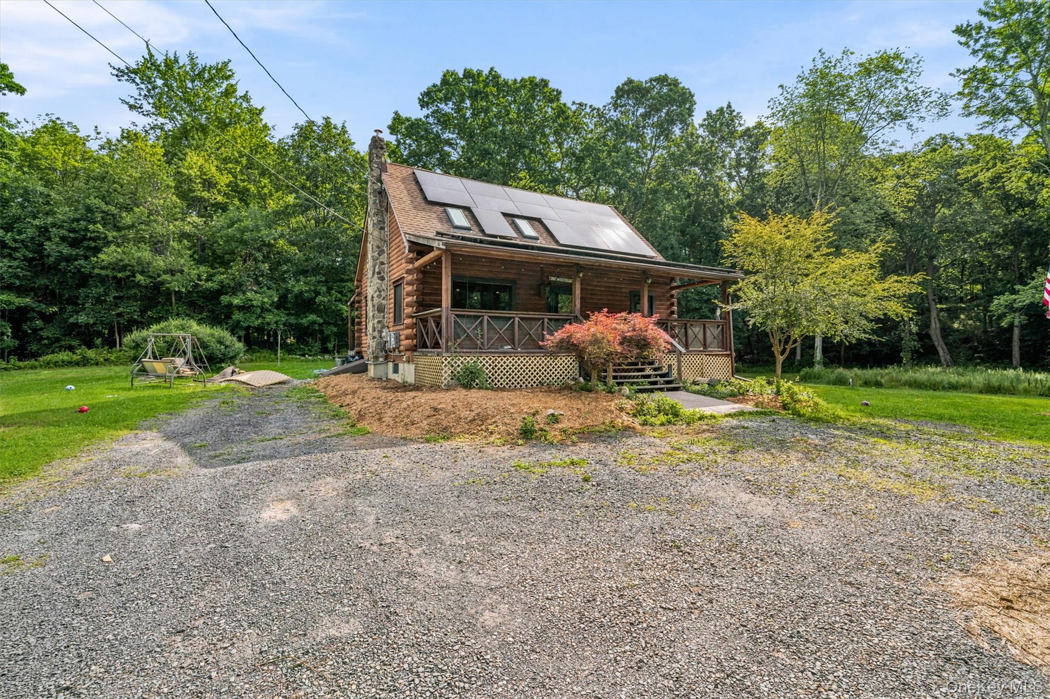 126 Lincolndale Property Photo 2