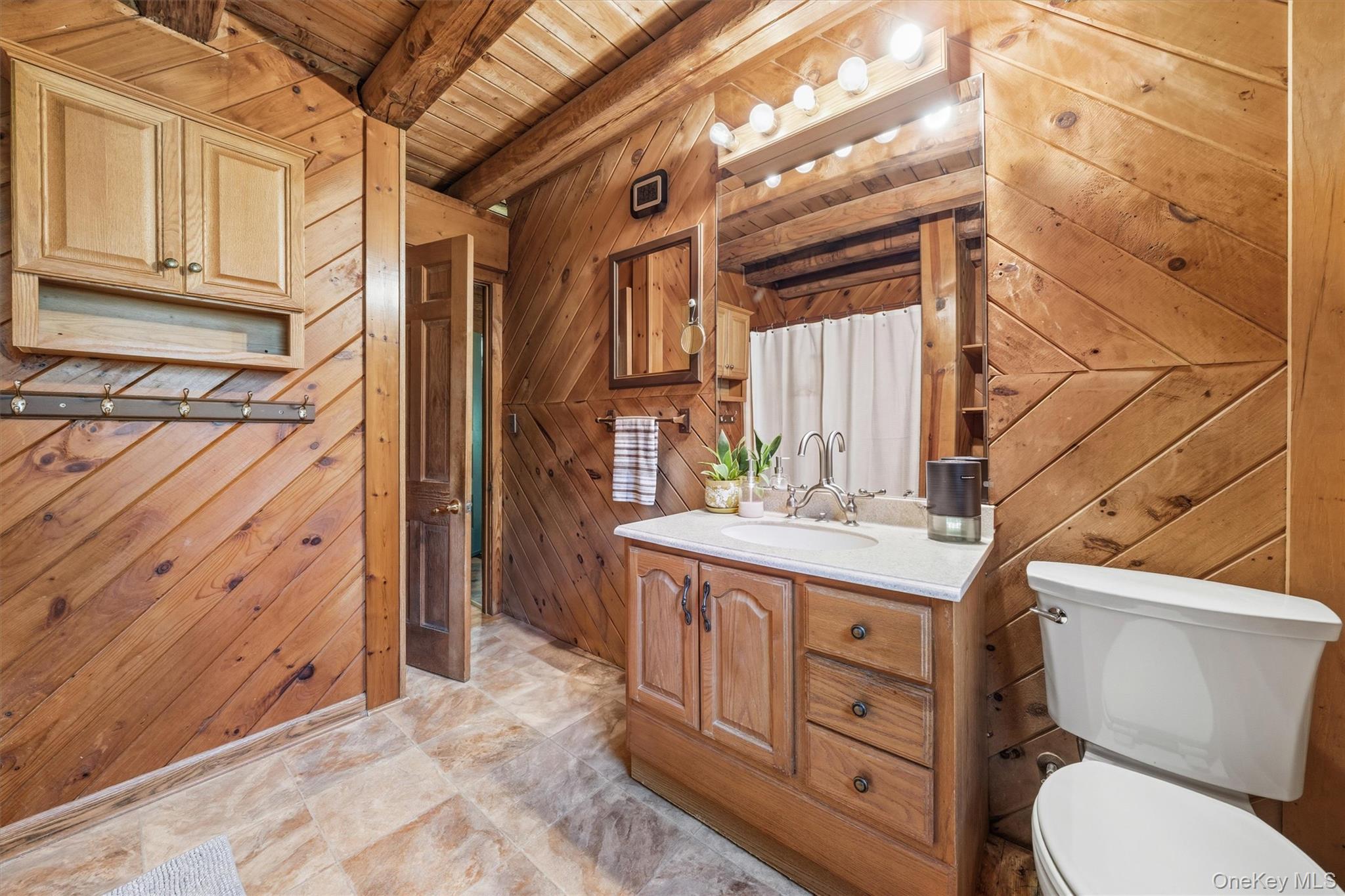 126 Lincolndale Property Photo 23