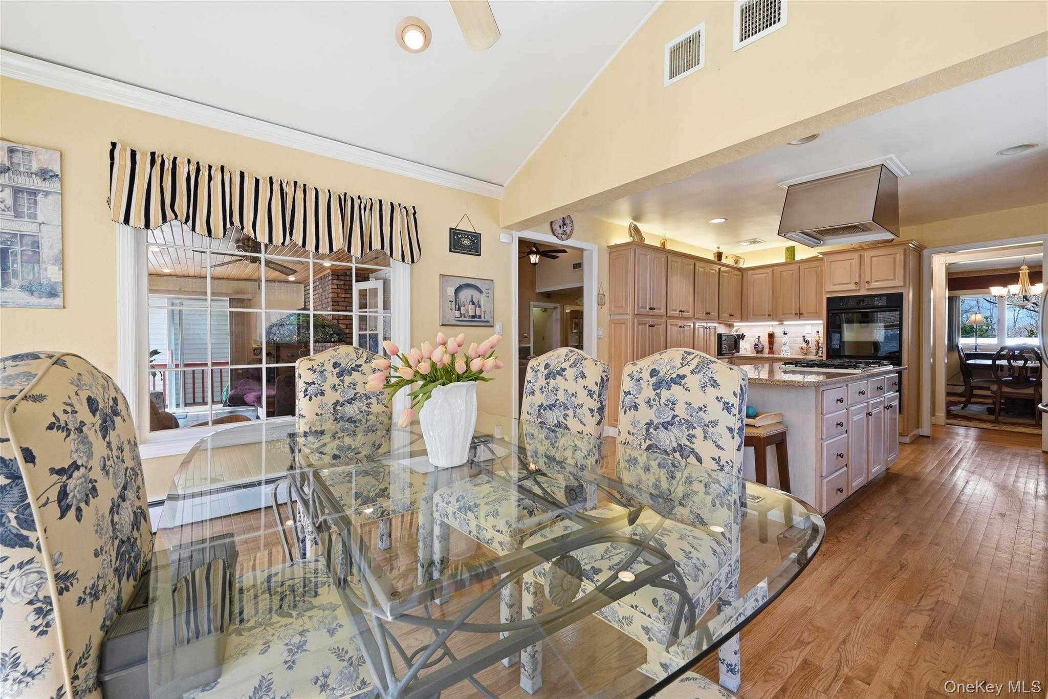 8 Penn Drive Property Photo 9