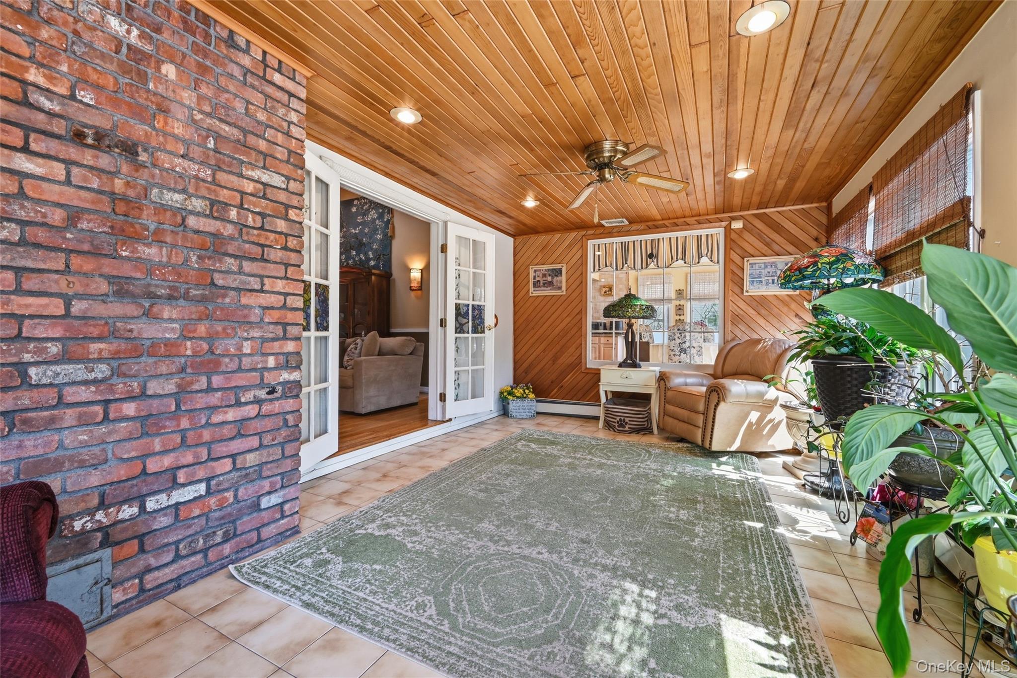 8 Penn Drive Property Photo 12