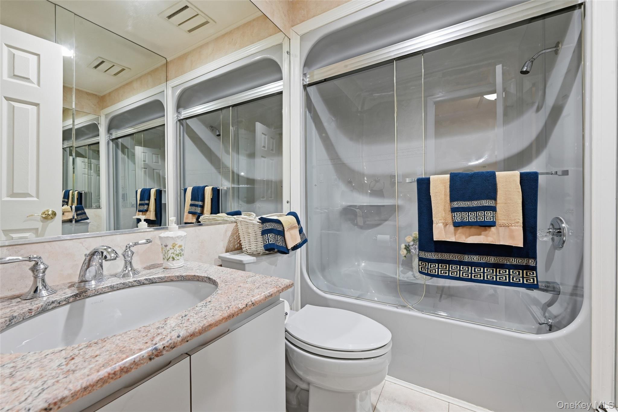 8 Penn Drive Property Photo 16
