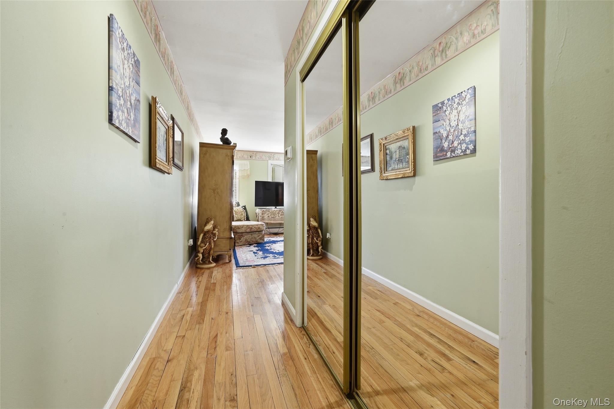 8 Penn Drive Property Photo 19