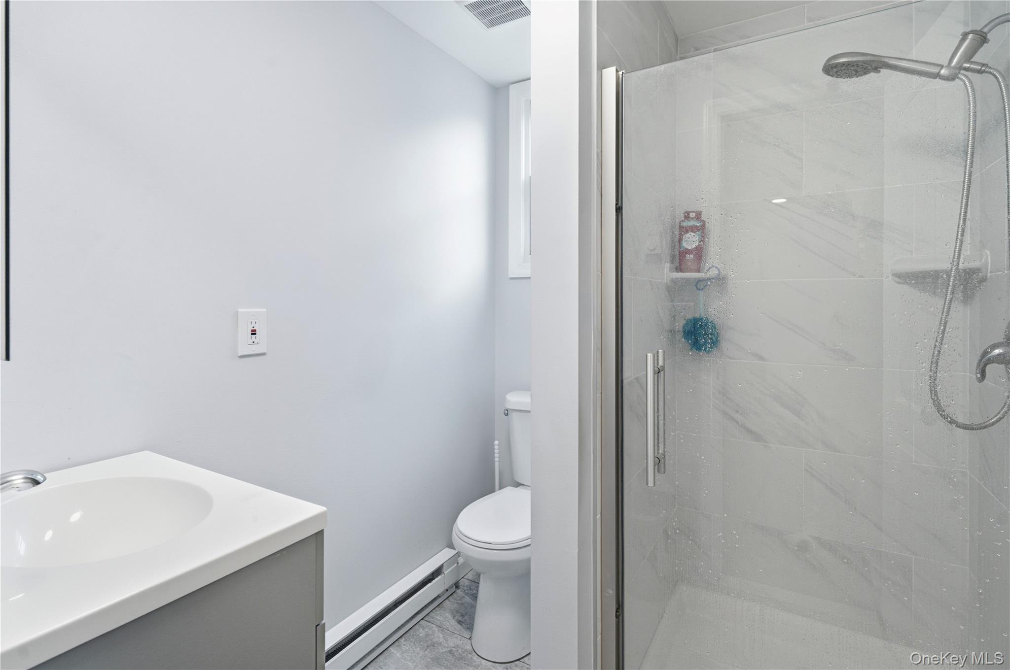 35 Village Circle Property Photo 10