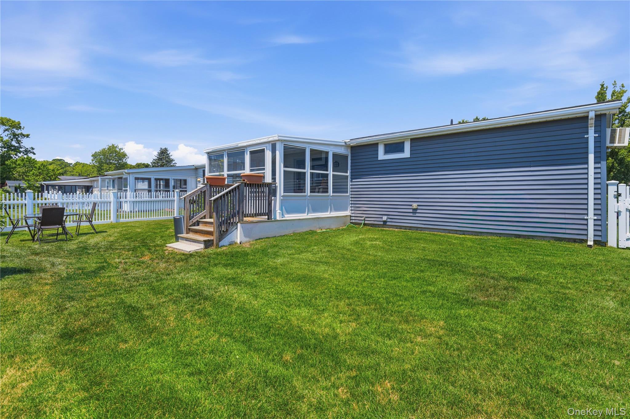 35 Village Circle Property Photo 19