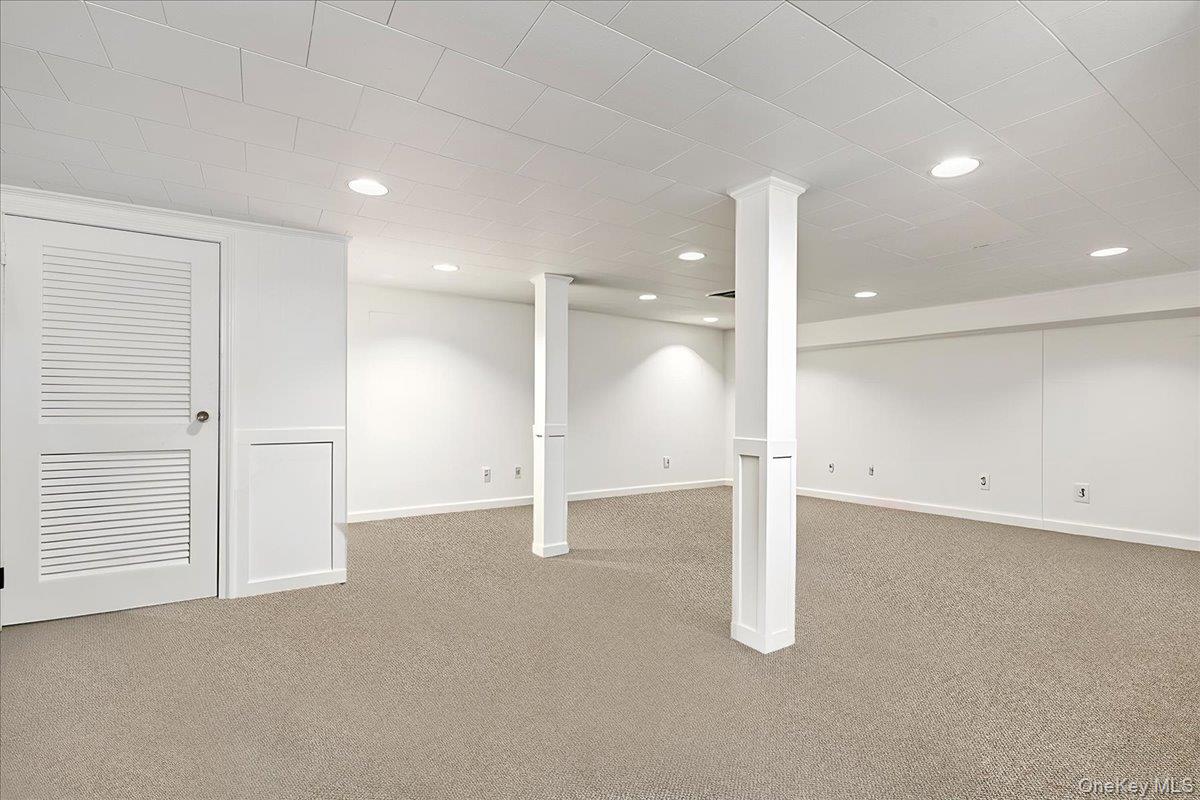 1072 Hunter Avenue Property Photo 24