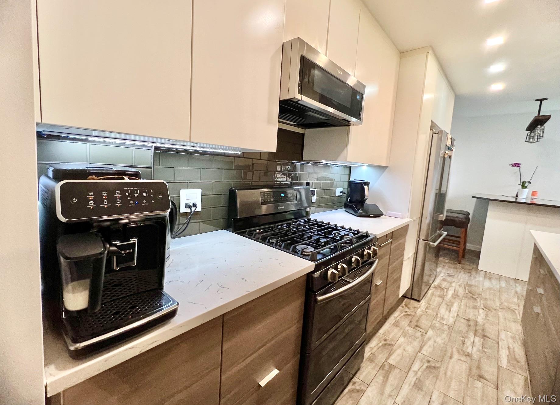 83-30 98th Street 3a Property Photo 12