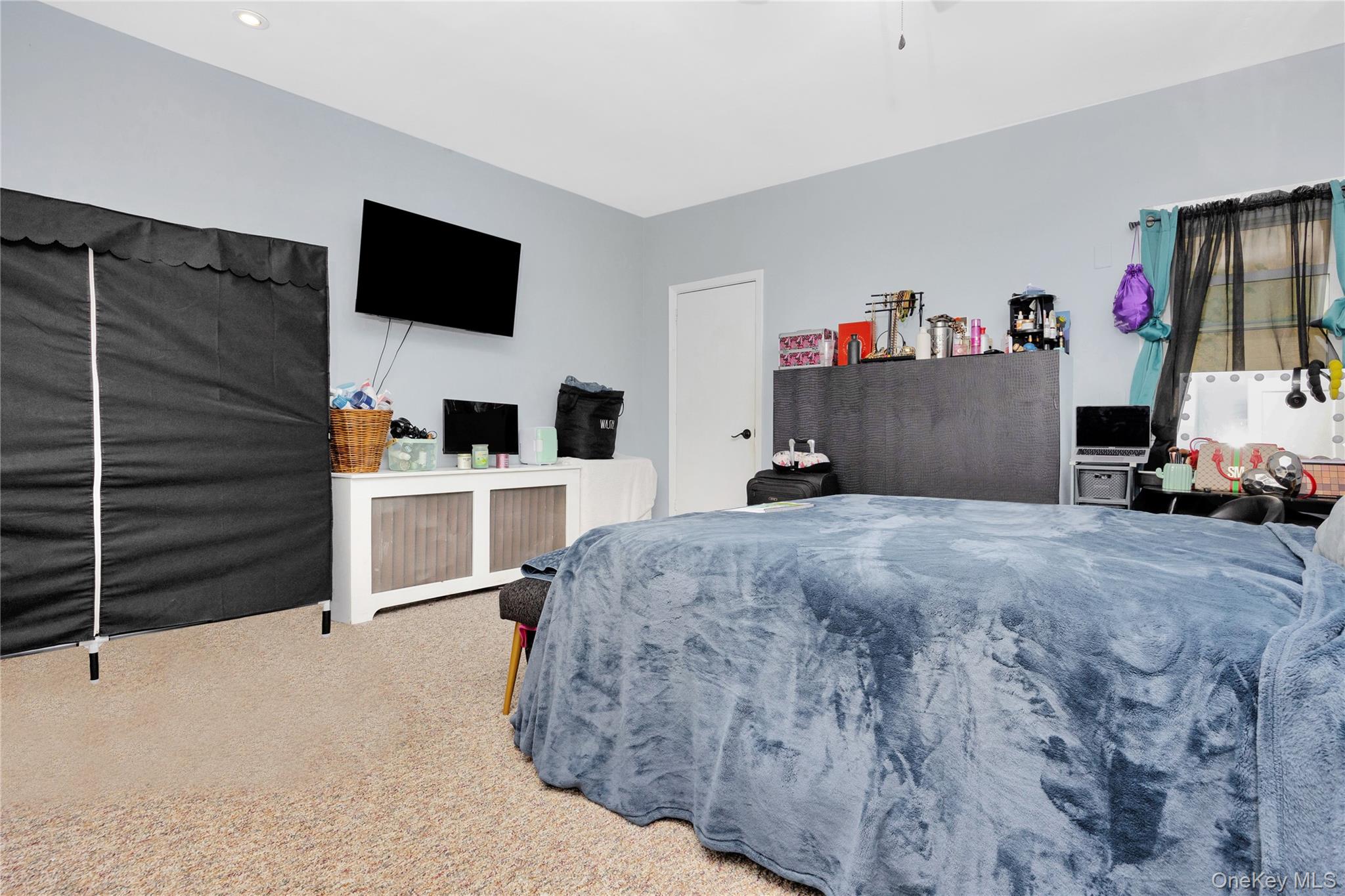 626 Merrick Road Property Photo 12