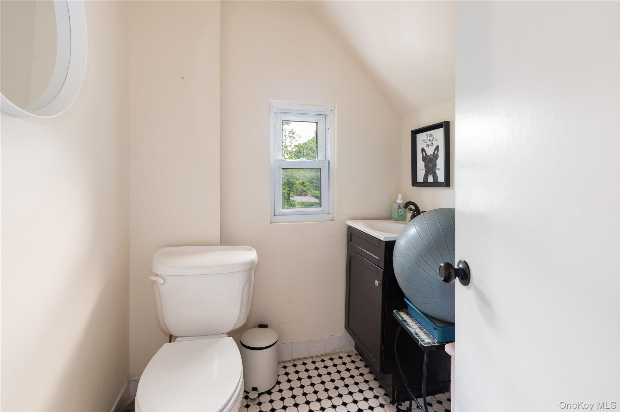 49 Smith Avenue Property Photo 18