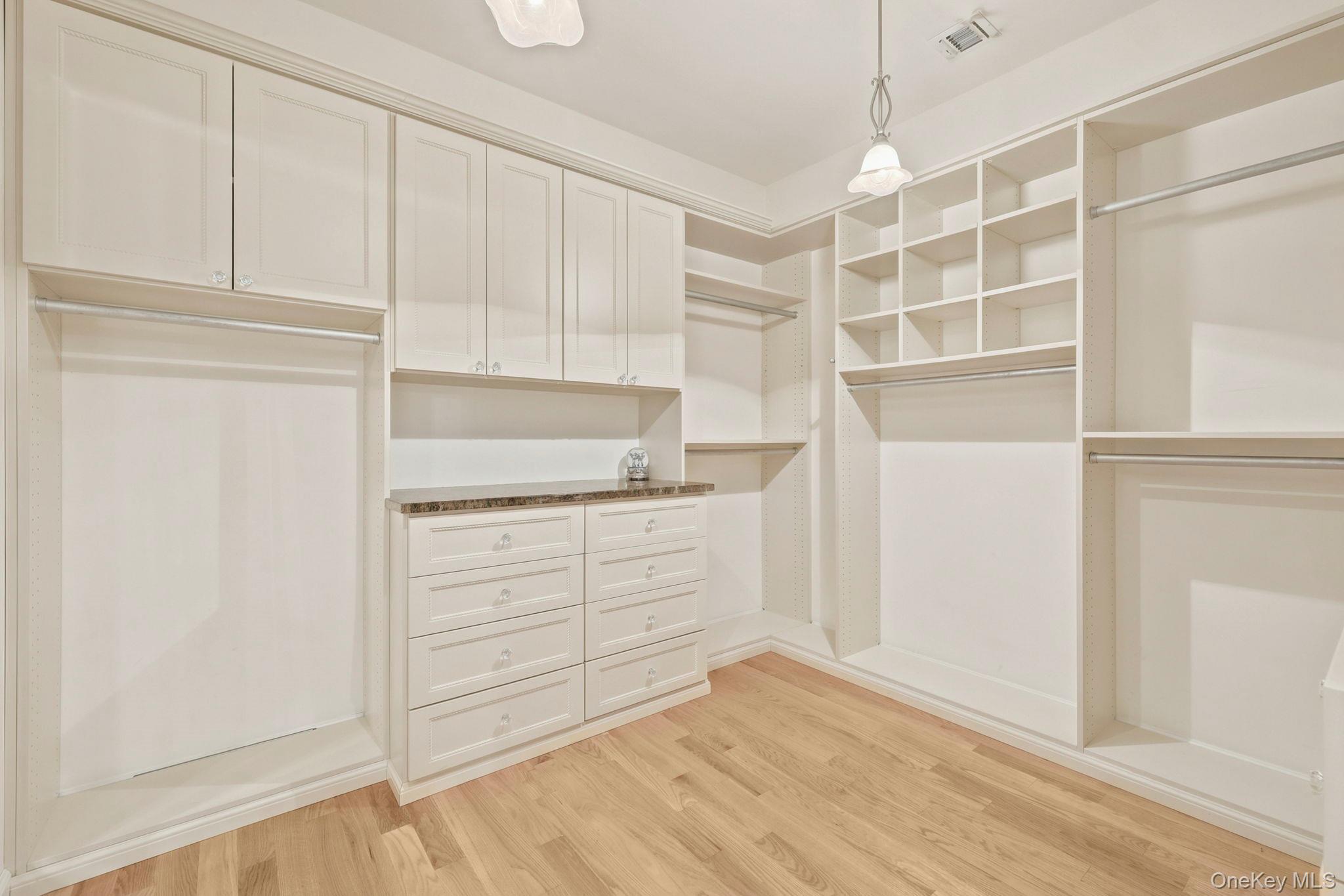 44 Beach Road Property Photo 15