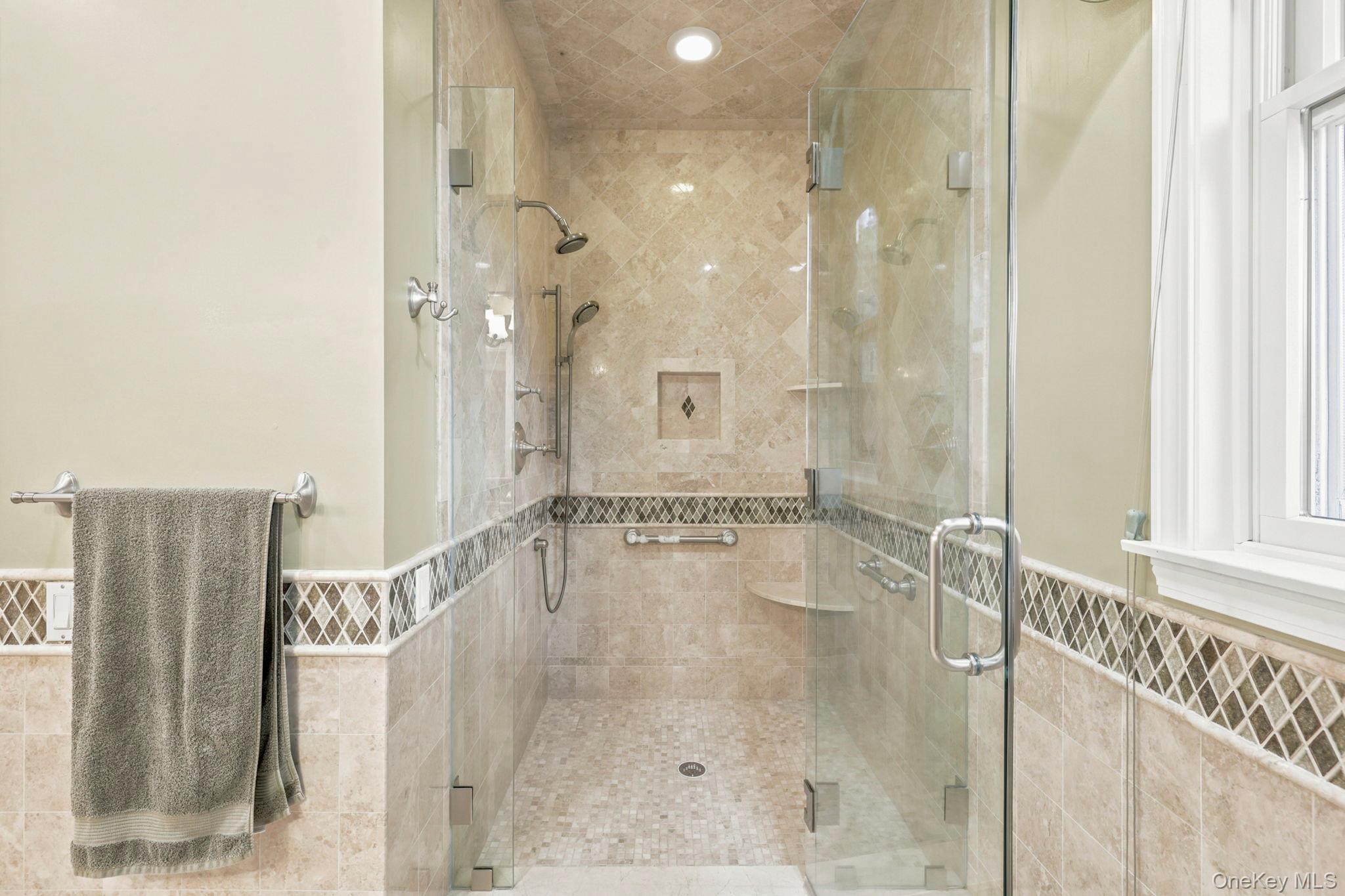 44 Beach Road Property Photo 17