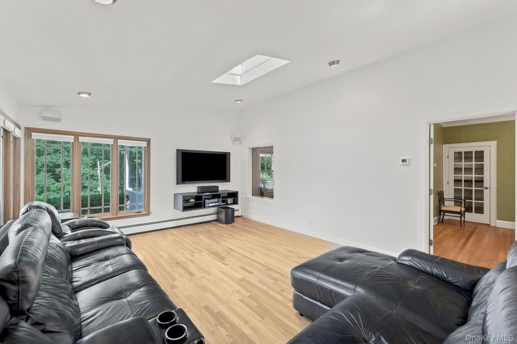 44 Beach Road Property Photo 23