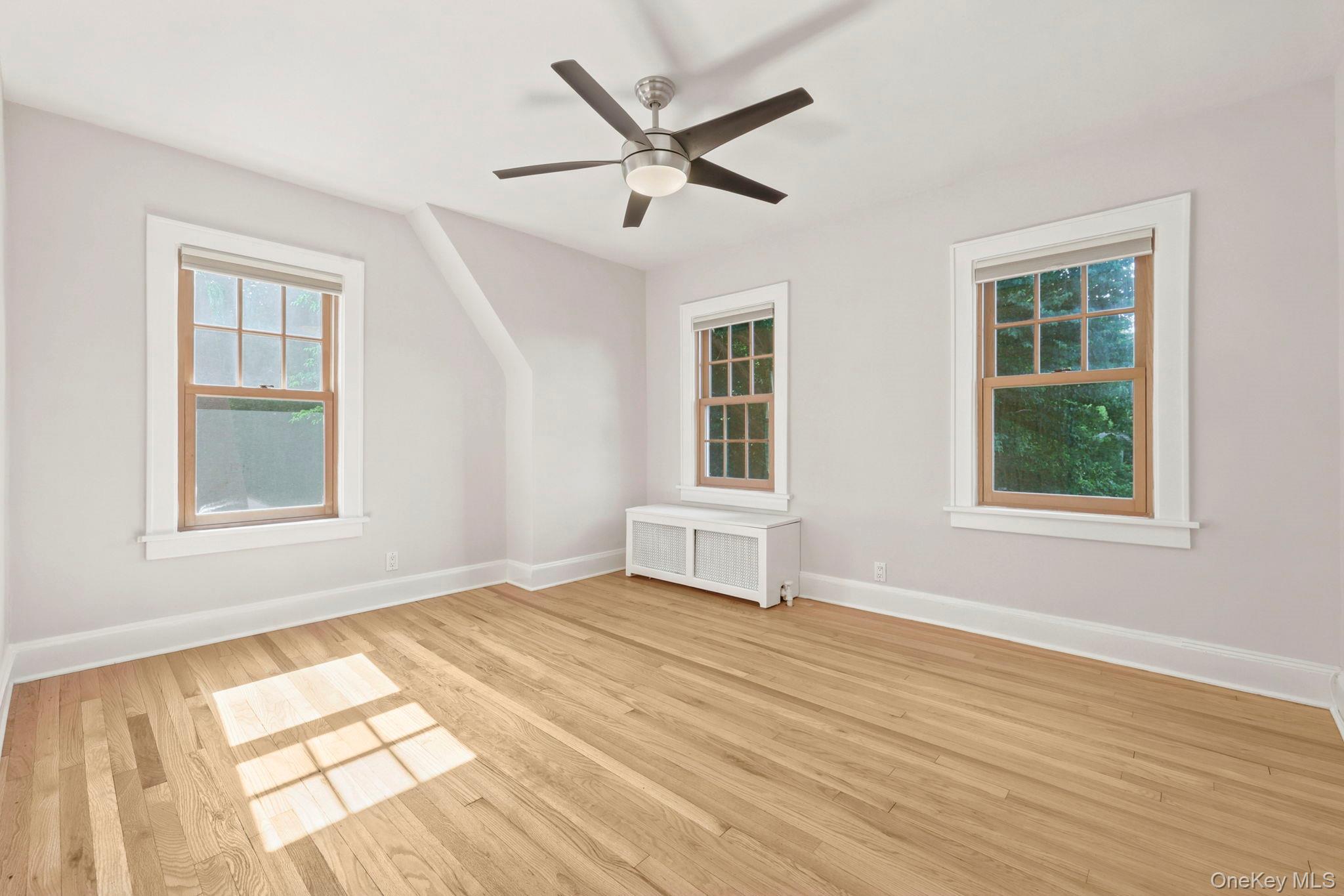 44 Beach Road Property Photo 28