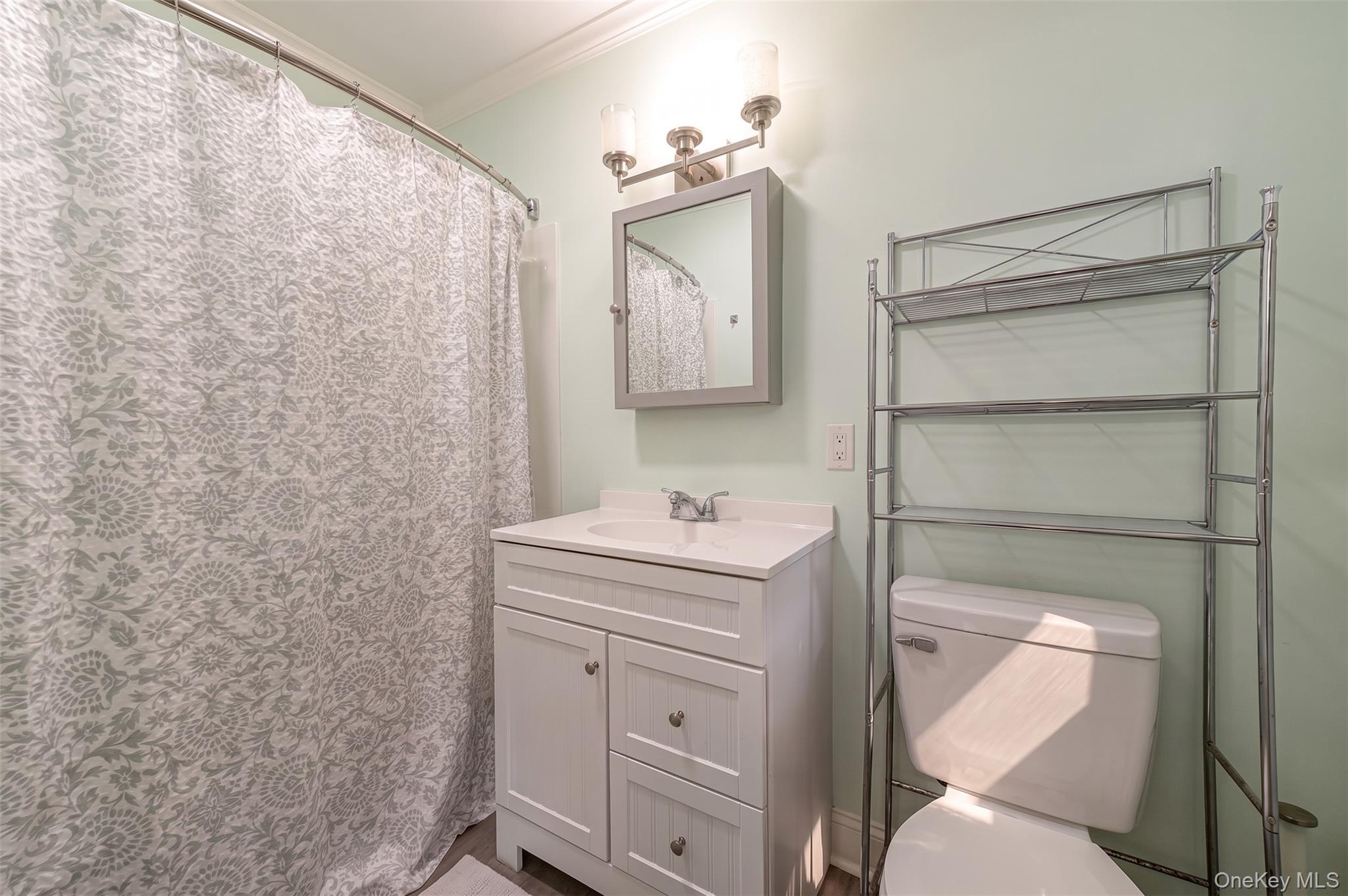 1022 Parkway Street Property Photo 13