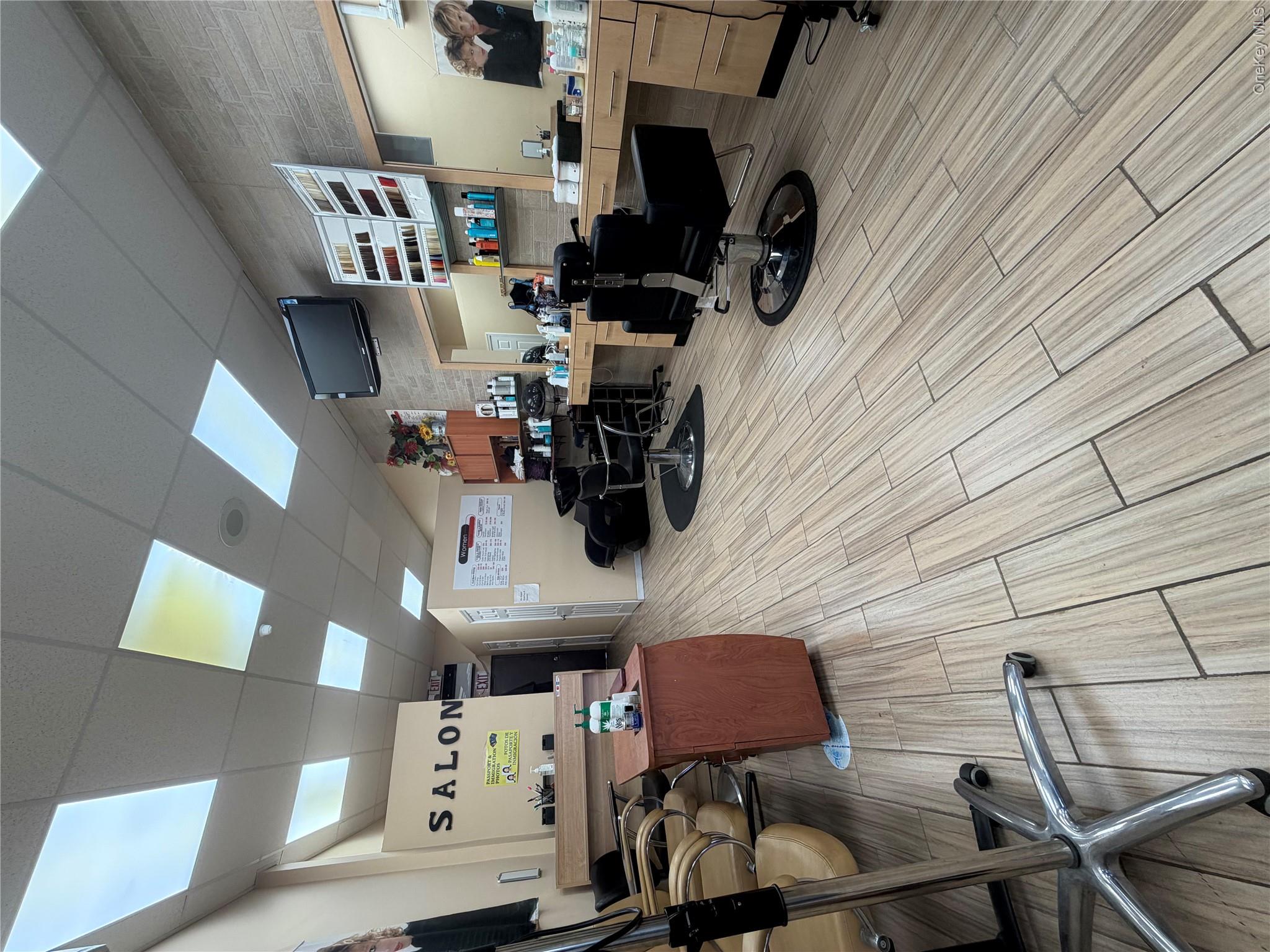 2050 Hillside Avenue Property Photo 2