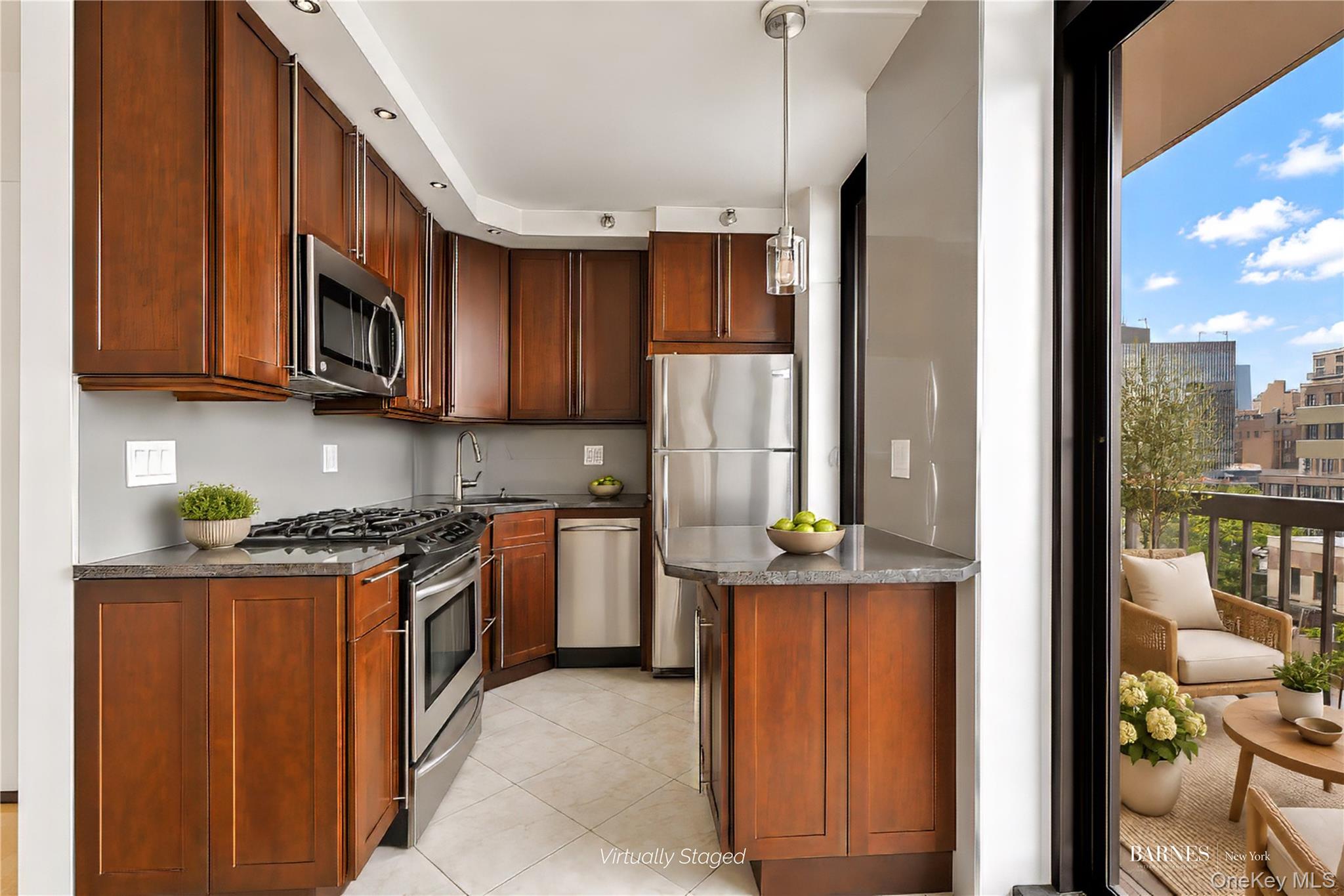 24 E 7th Street 11b Property Photo 2