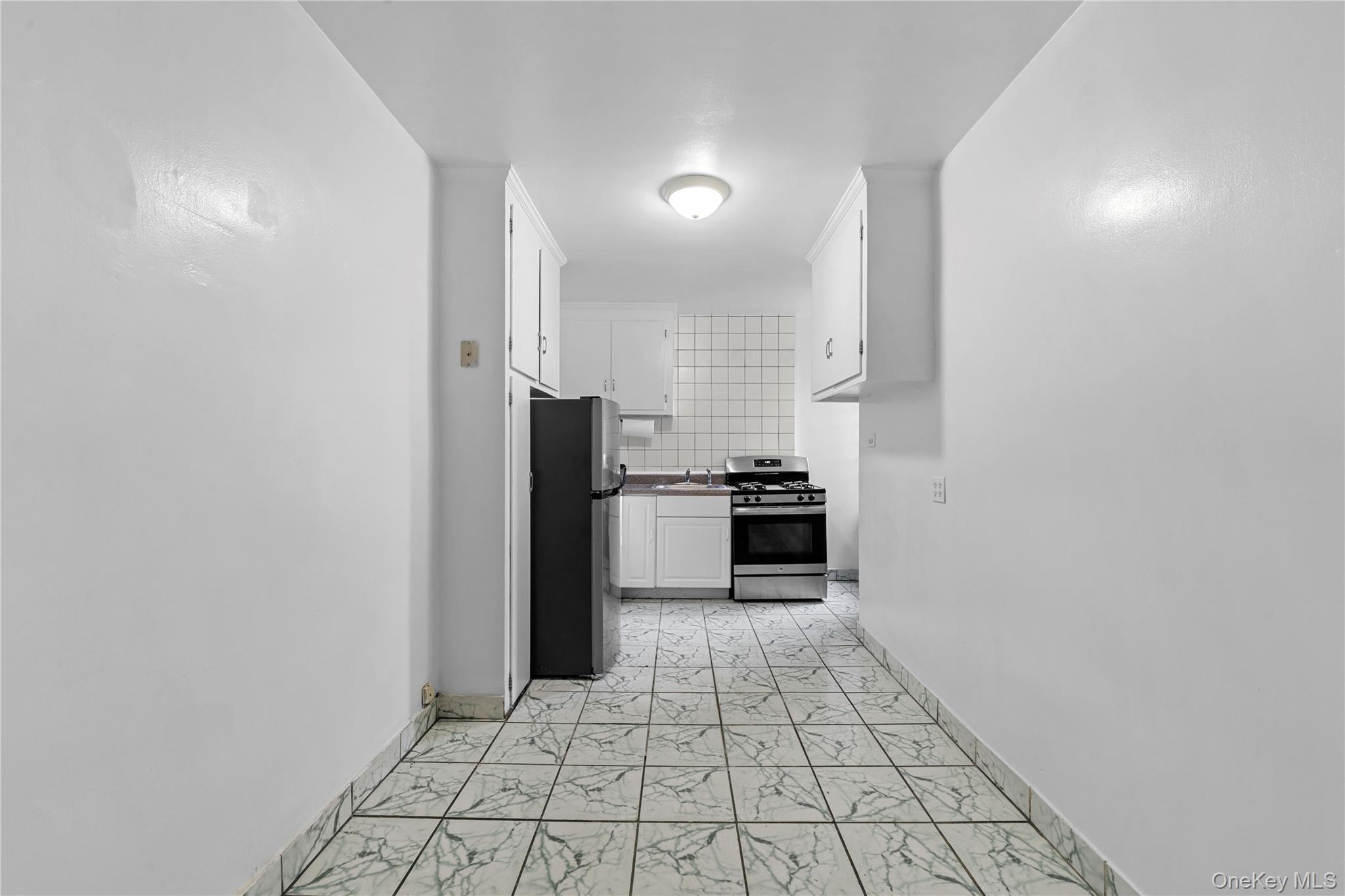 3726 87th St 6a Property Photo 13