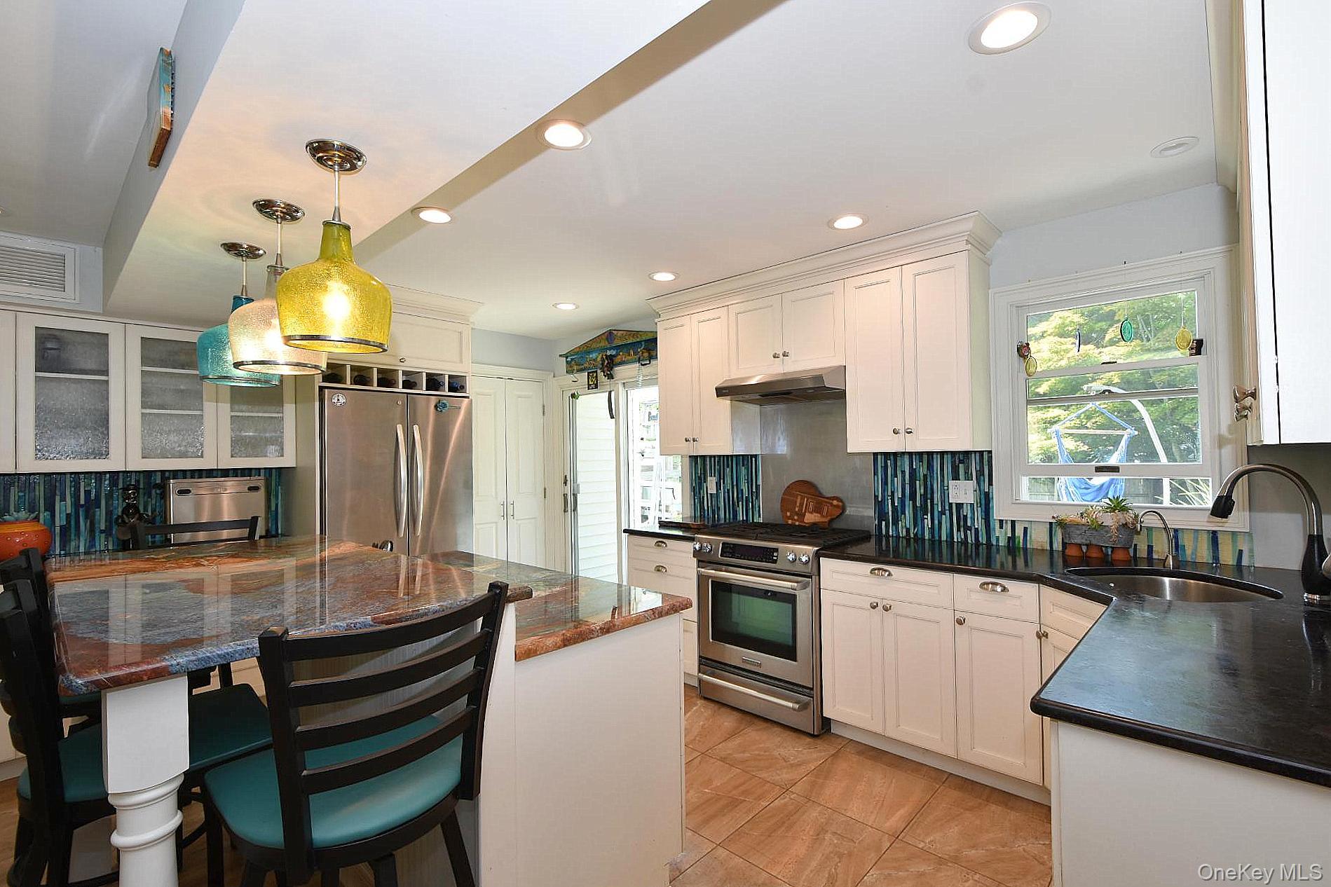 16 Brightview Drive Property Photo 6