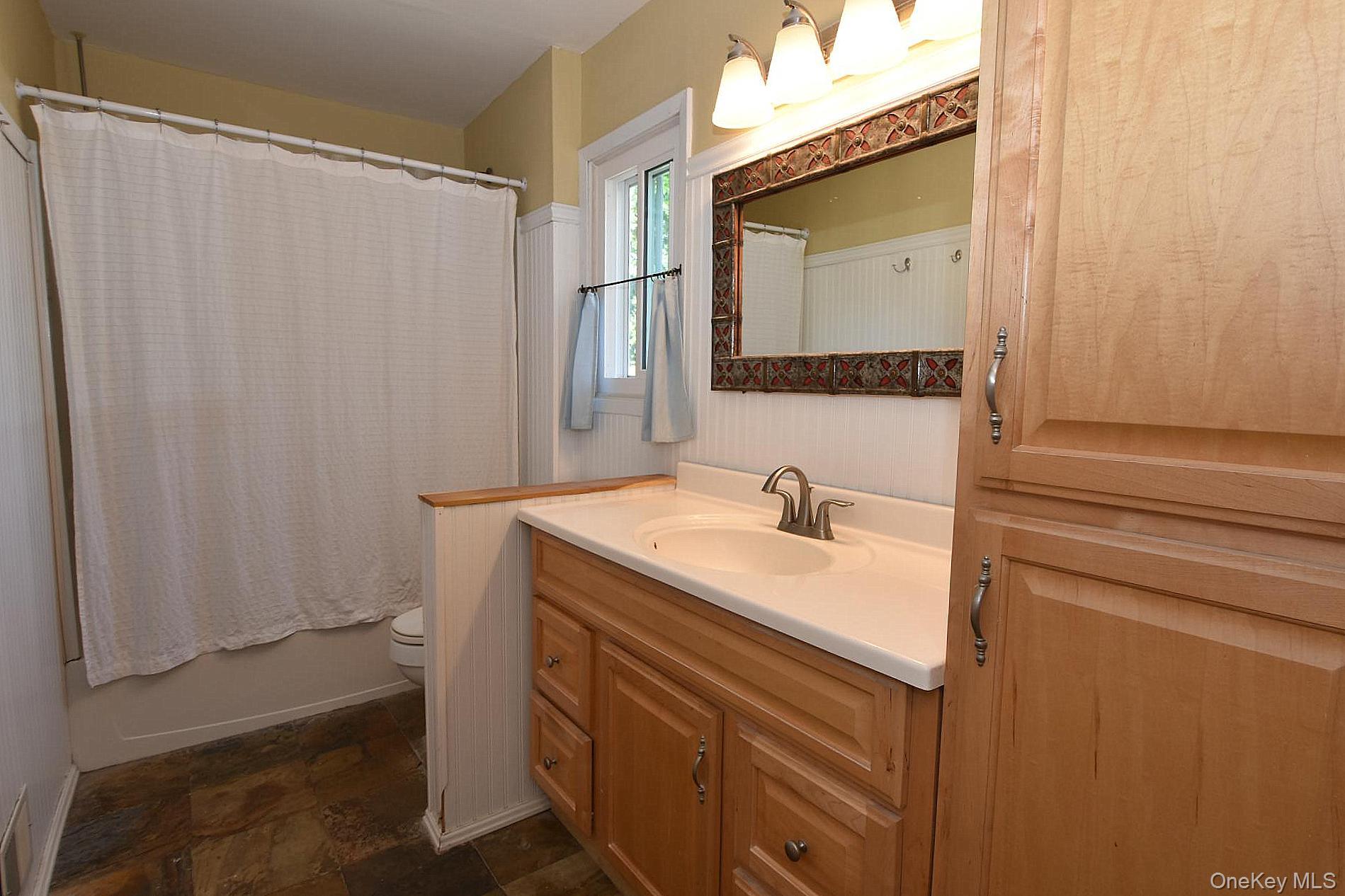 16 Brightview Drive Property Photo 12