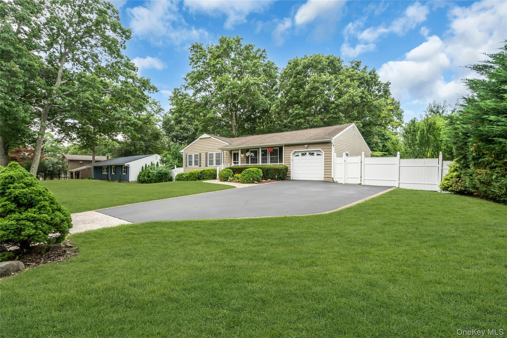 84 Juniper Avenue Property Photo 3